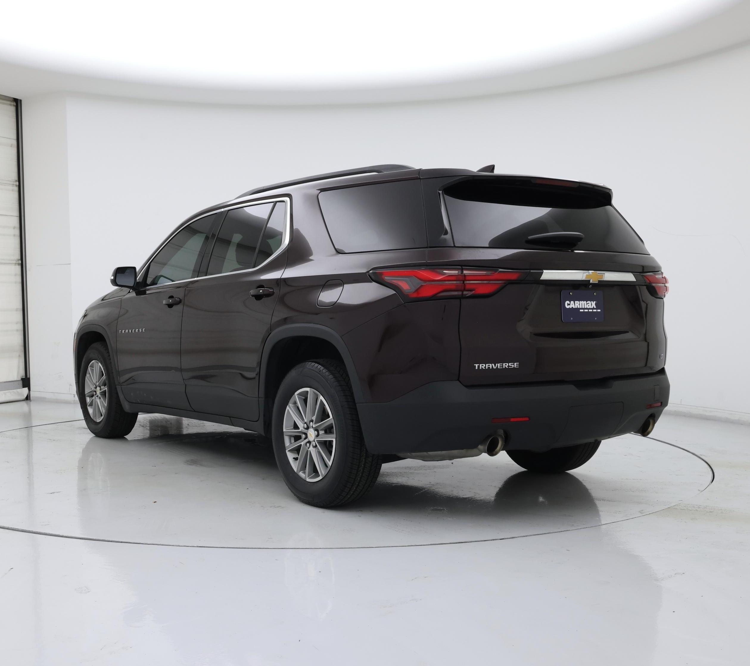Thumbnail: 2023 Chevrolet Traverse - 2