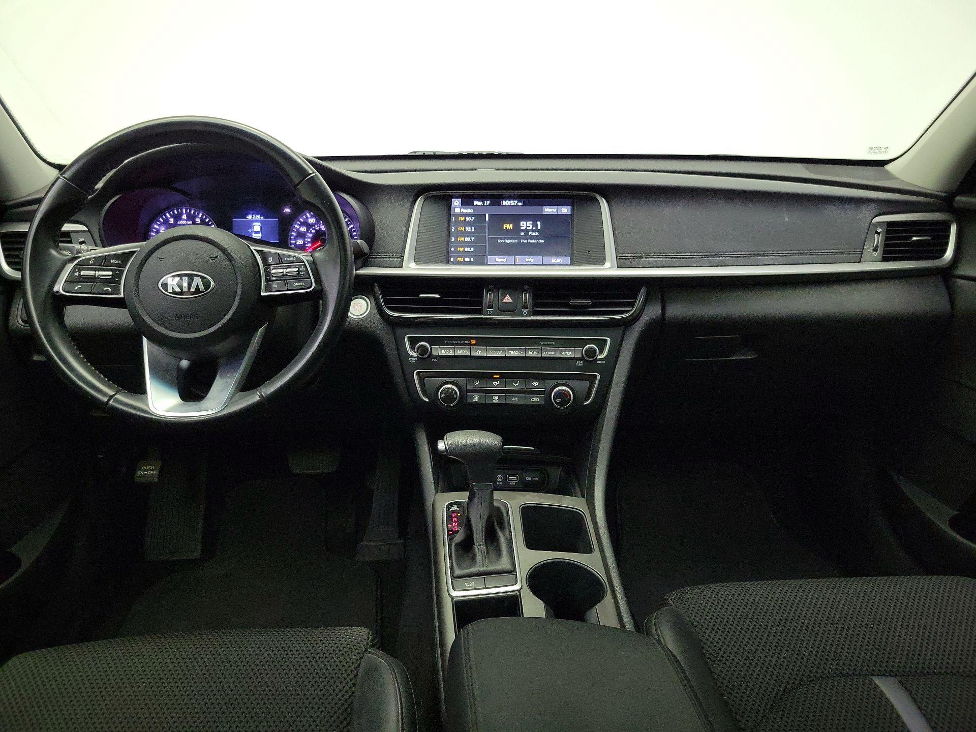 Thumbnail: 2020 Kia Optima - 9