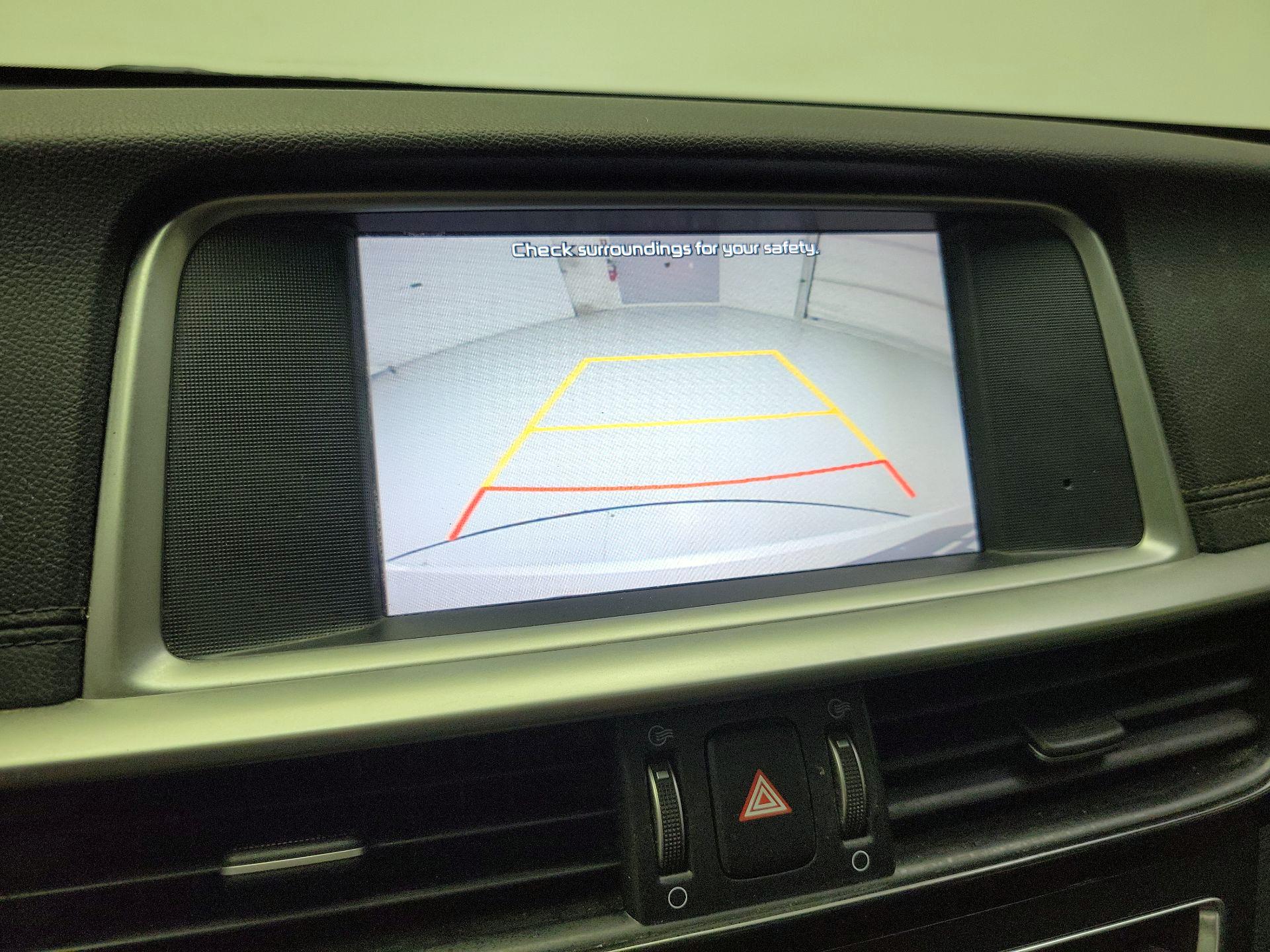 Thumbnail: 2020 Kia Optima - 14