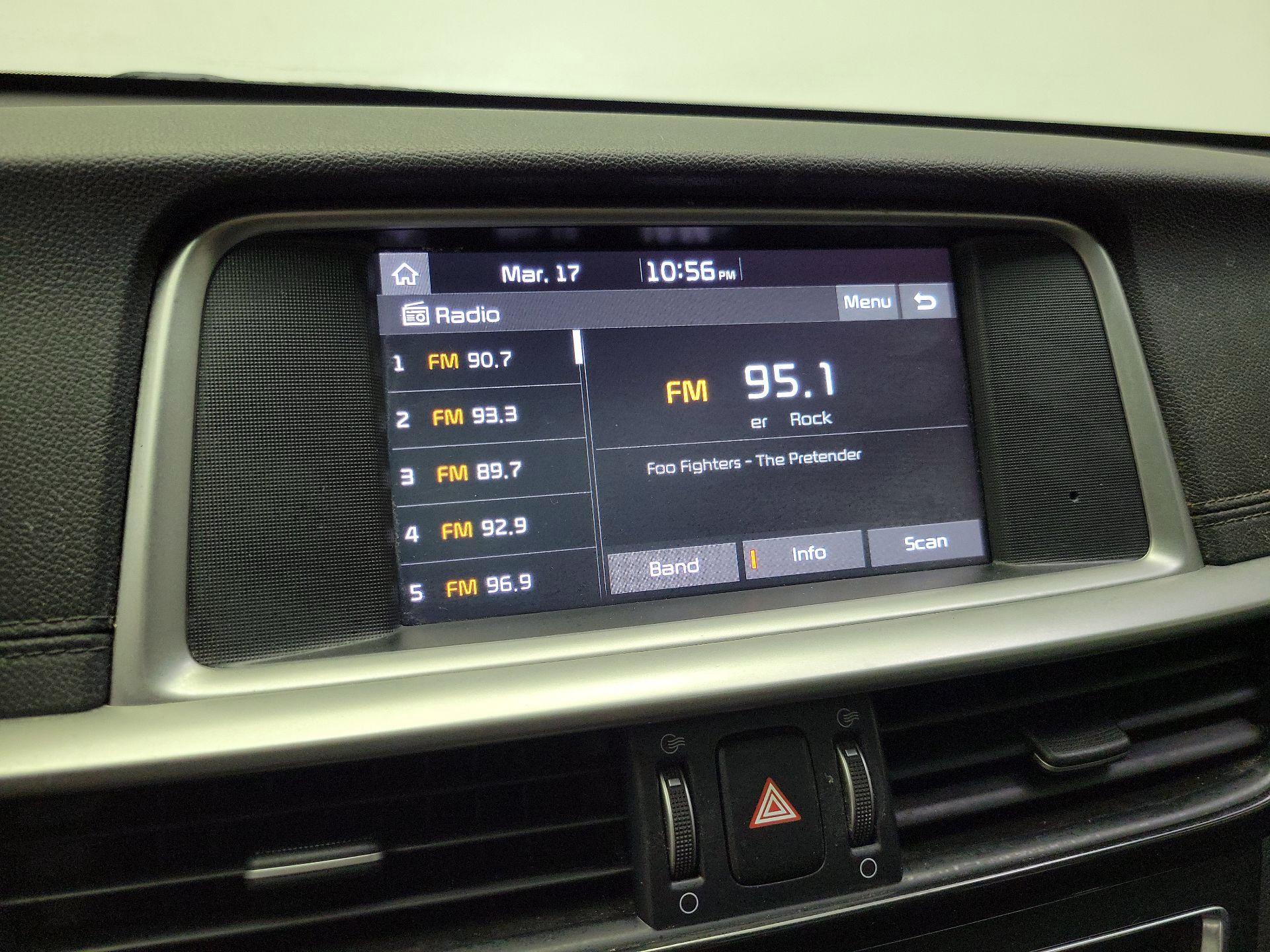 Thumbnail: 2020 Kia Optima - 15