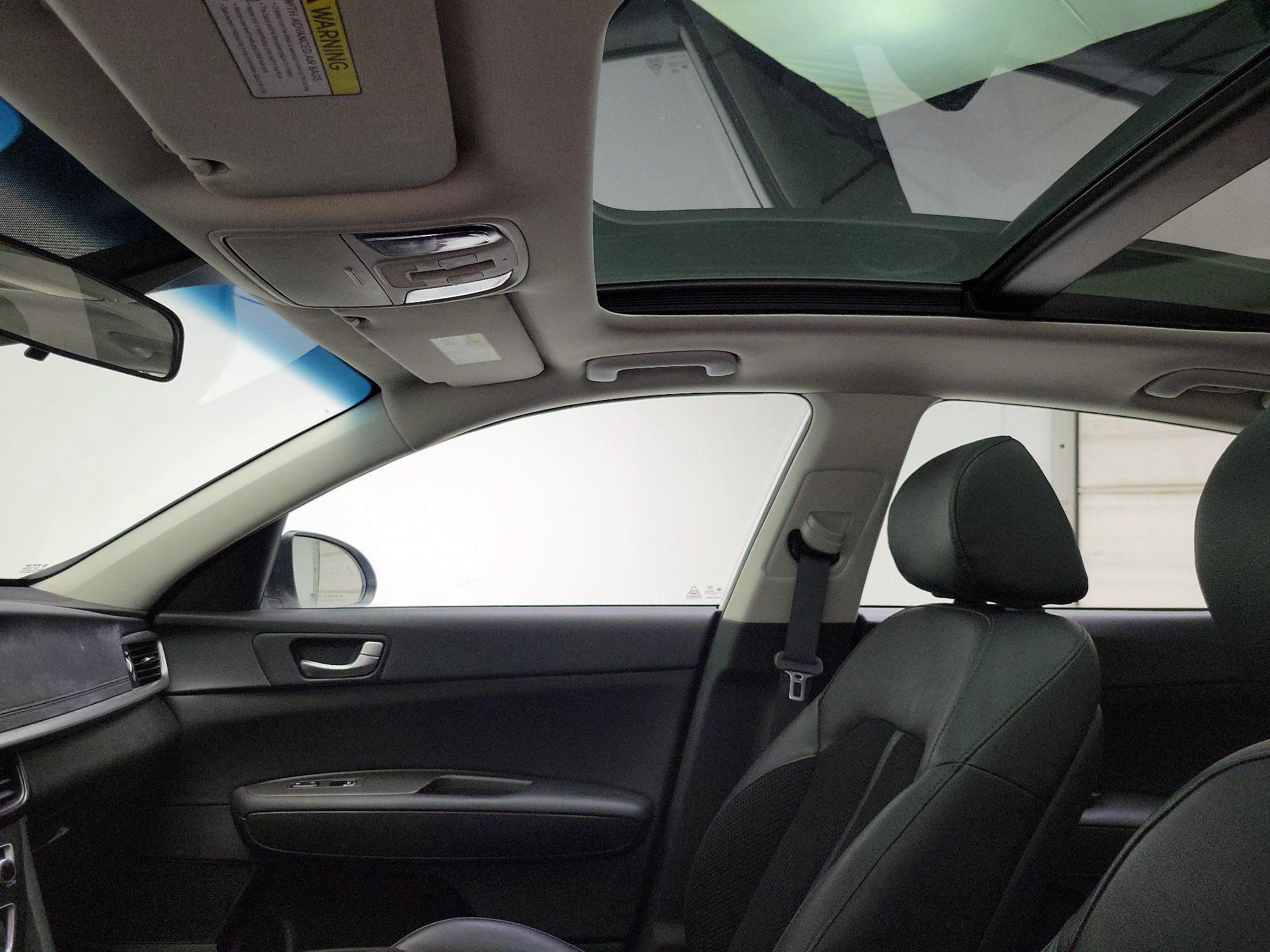 Thumbnail: 2020 Kia Optima - 19