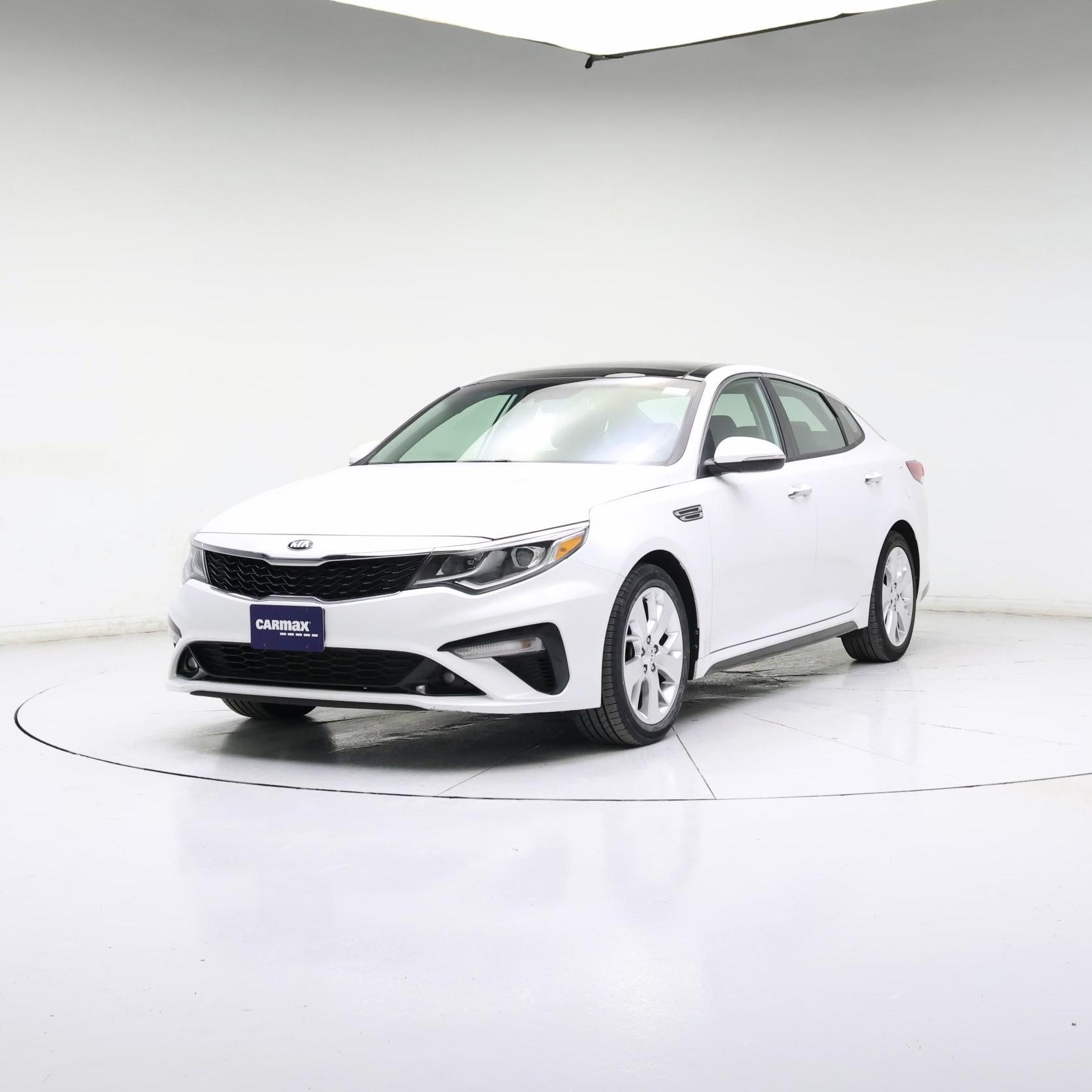 Thumbnail: 2020 Kia Optima - 4