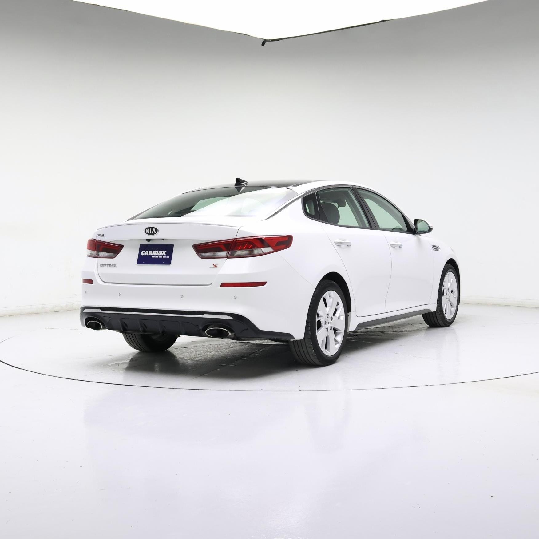 Thumbnail: 2020 Kia Optima - 8