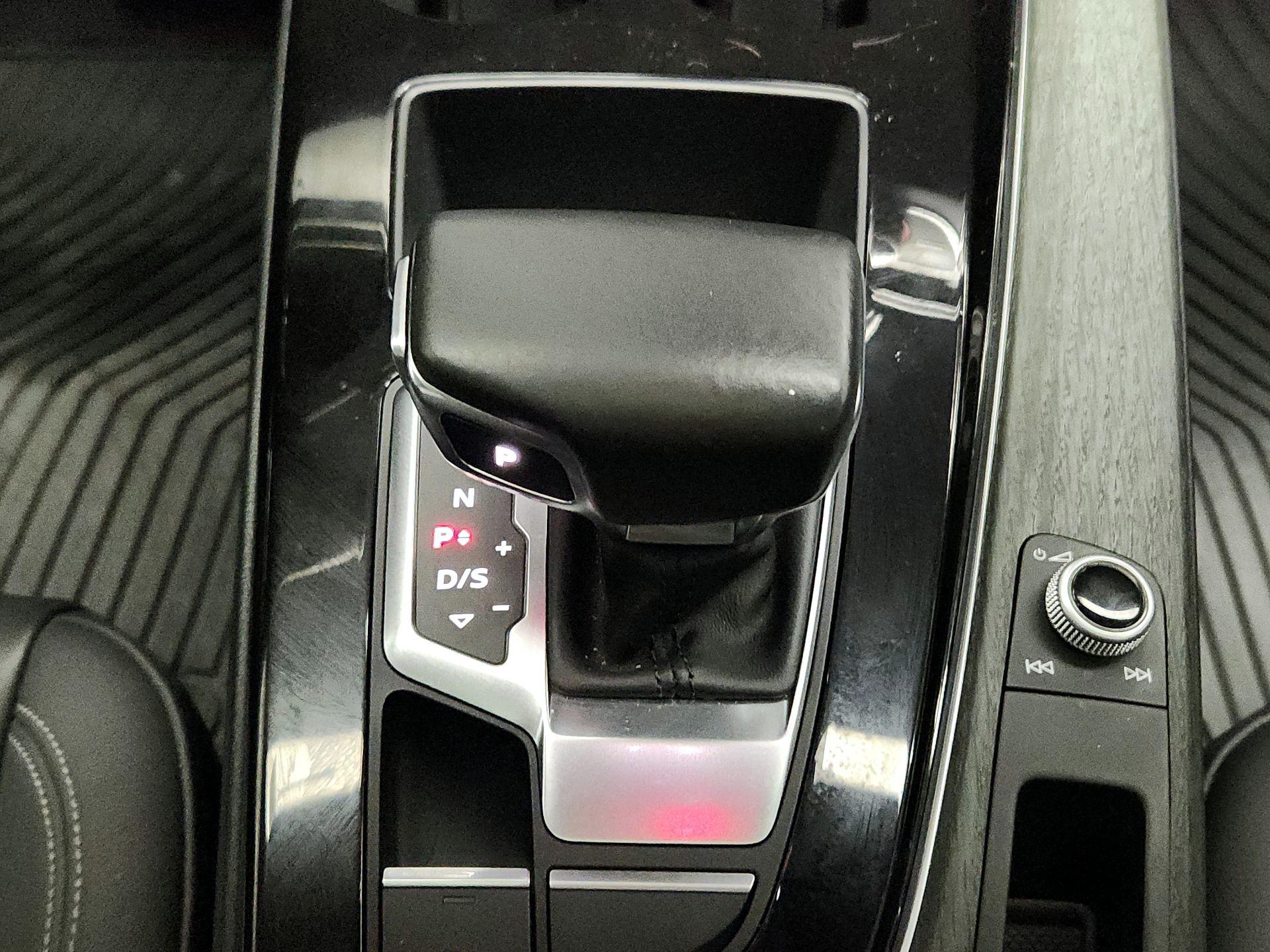 Thumbnail: 2020 Audi A5 - 17