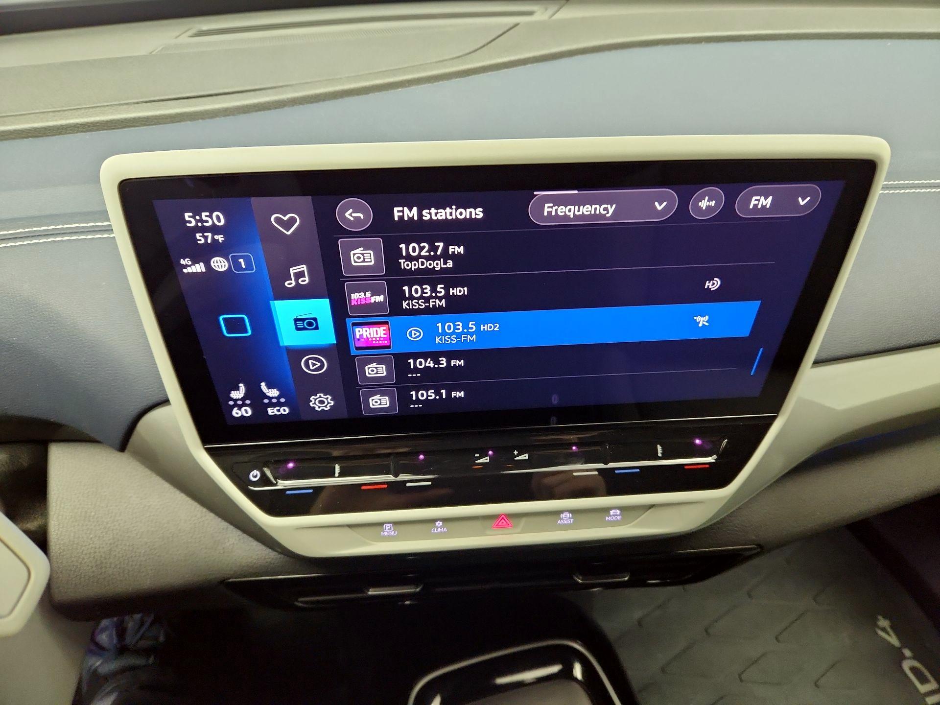 Thumbnail: 2023 Volkswagen ID.4 - 16