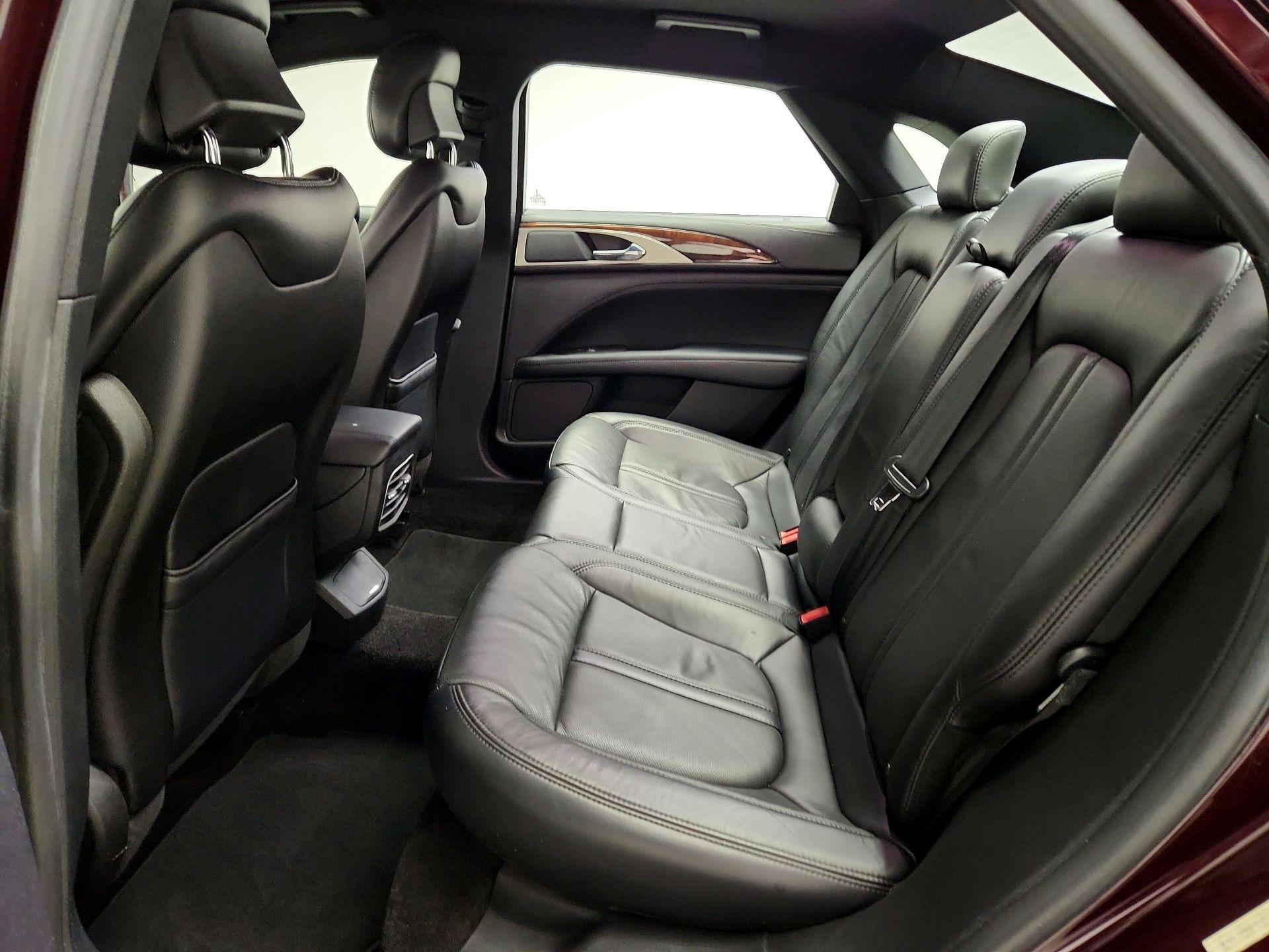 Thumbnail: 2017 Lincoln MKZ - 20