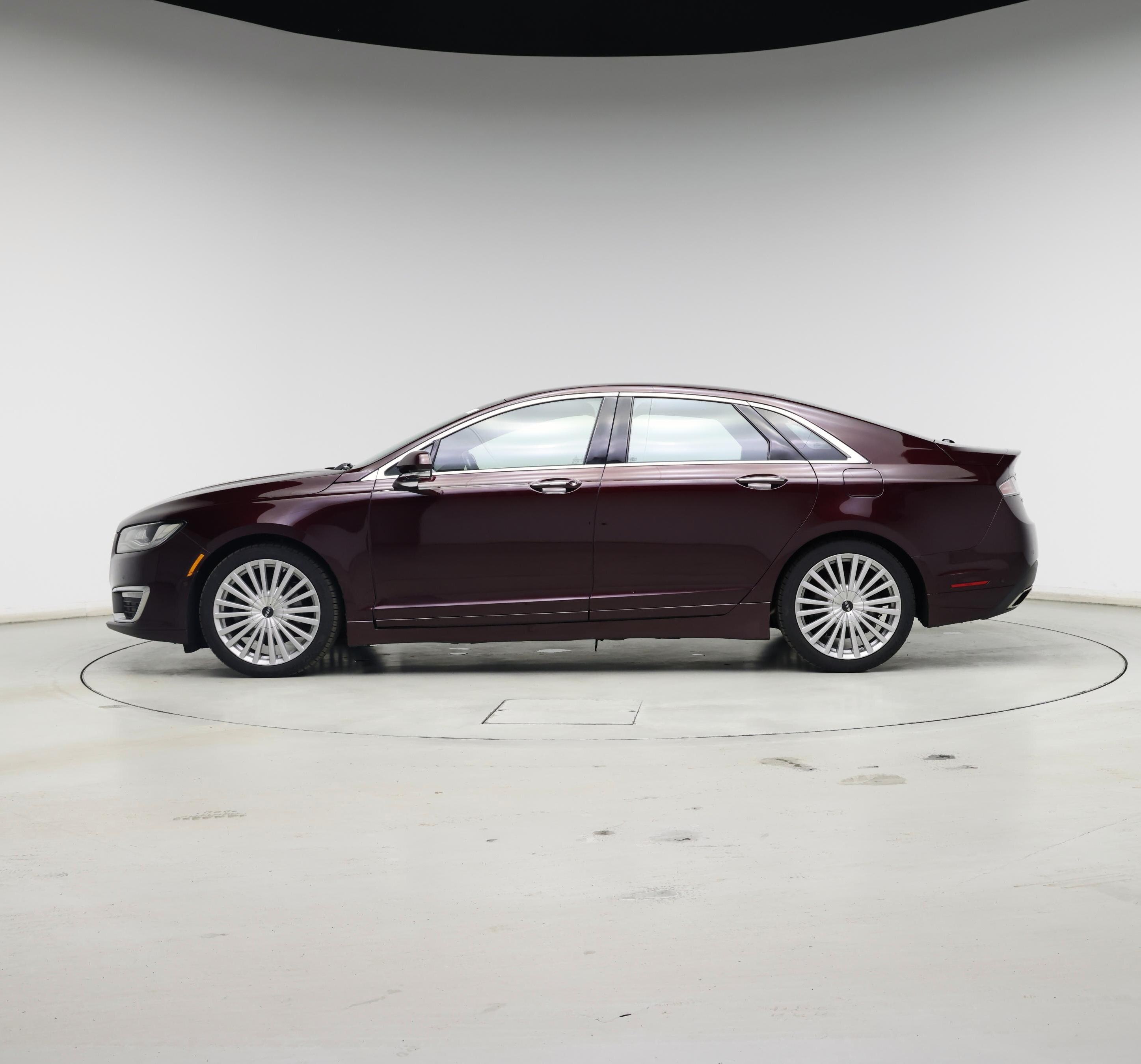 Thumbnail: 2017 Lincoln MKZ - 3
