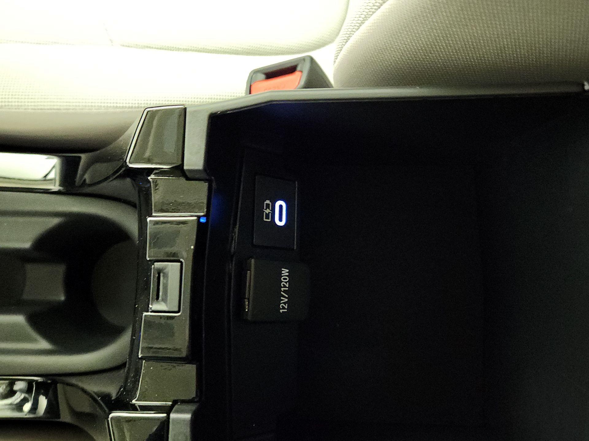 Thumbnail: 2022 Toyota Corolla - 18