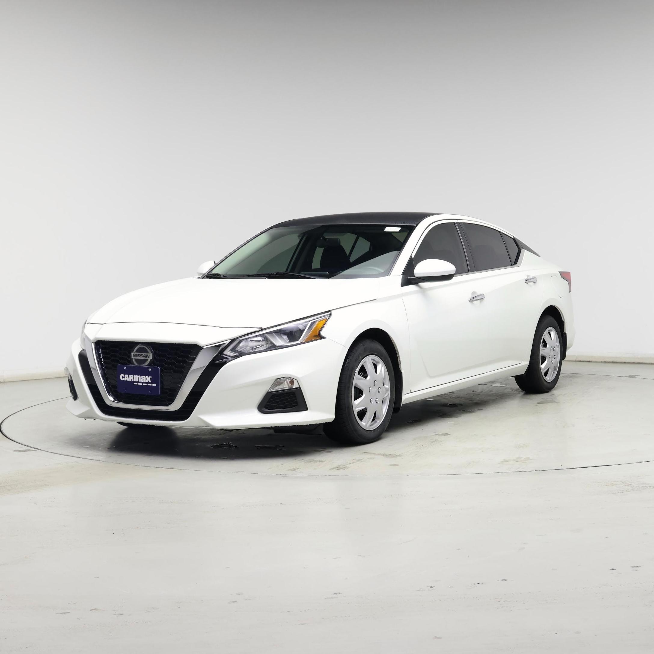 Thumbnail: 2019 Nissan Altima - 4