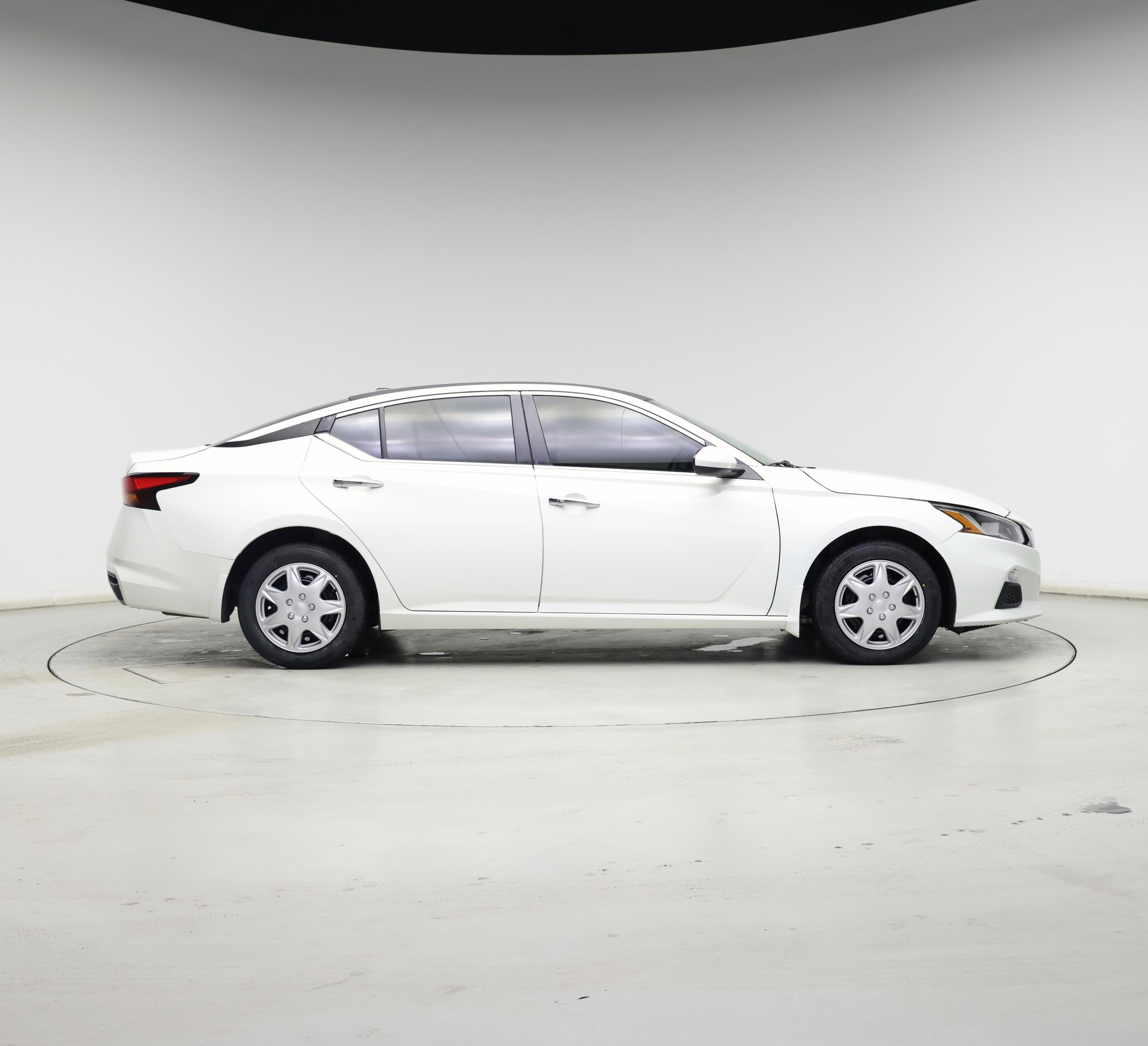 Thumbnail: 2019 Nissan Altima - 7