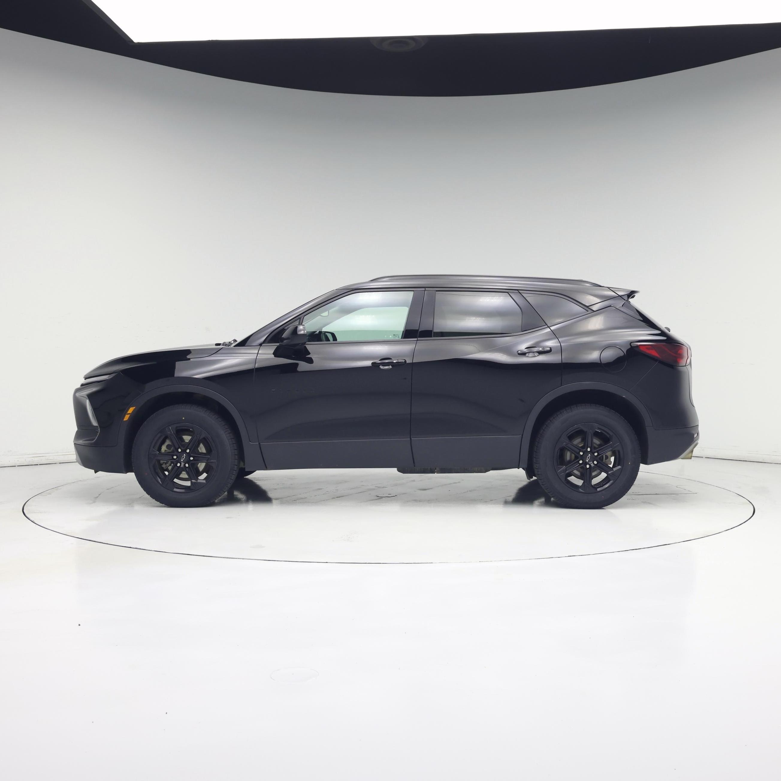 Thumbnail: 2023 Chevrolet Blazer - 3