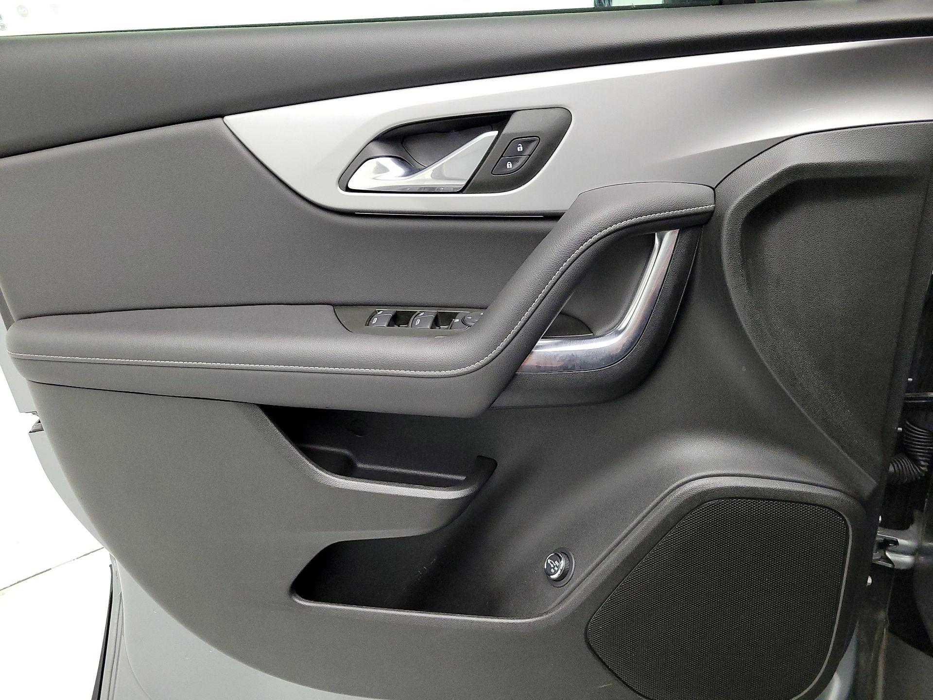 Thumbnail: 2024 Chevrolet Blazer - 12