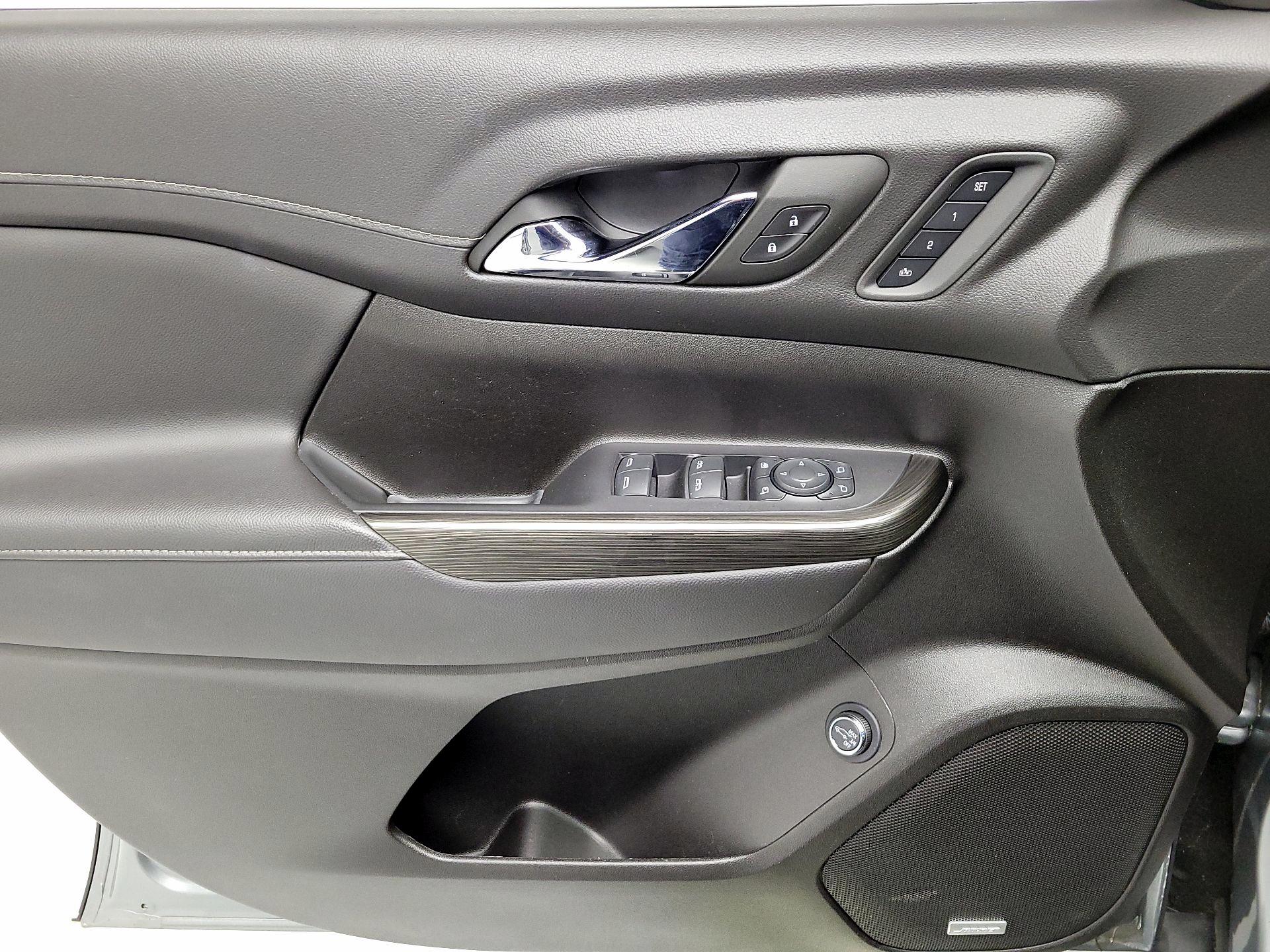 Thumbnail: 2023 GMC Acadia - 12