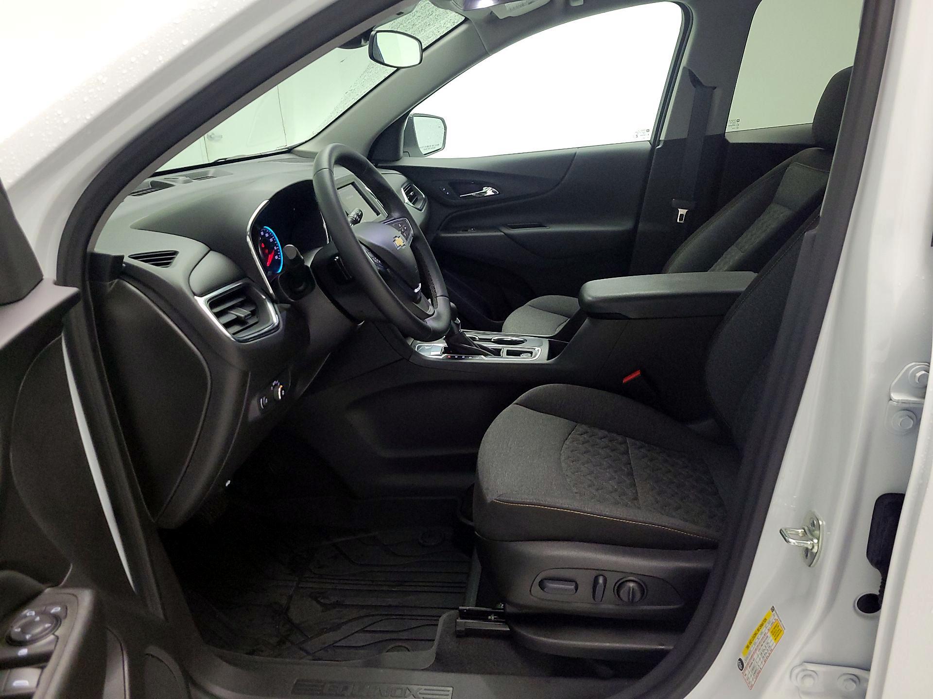 Thumbnail: 2024 Chevrolet Equinox - 11