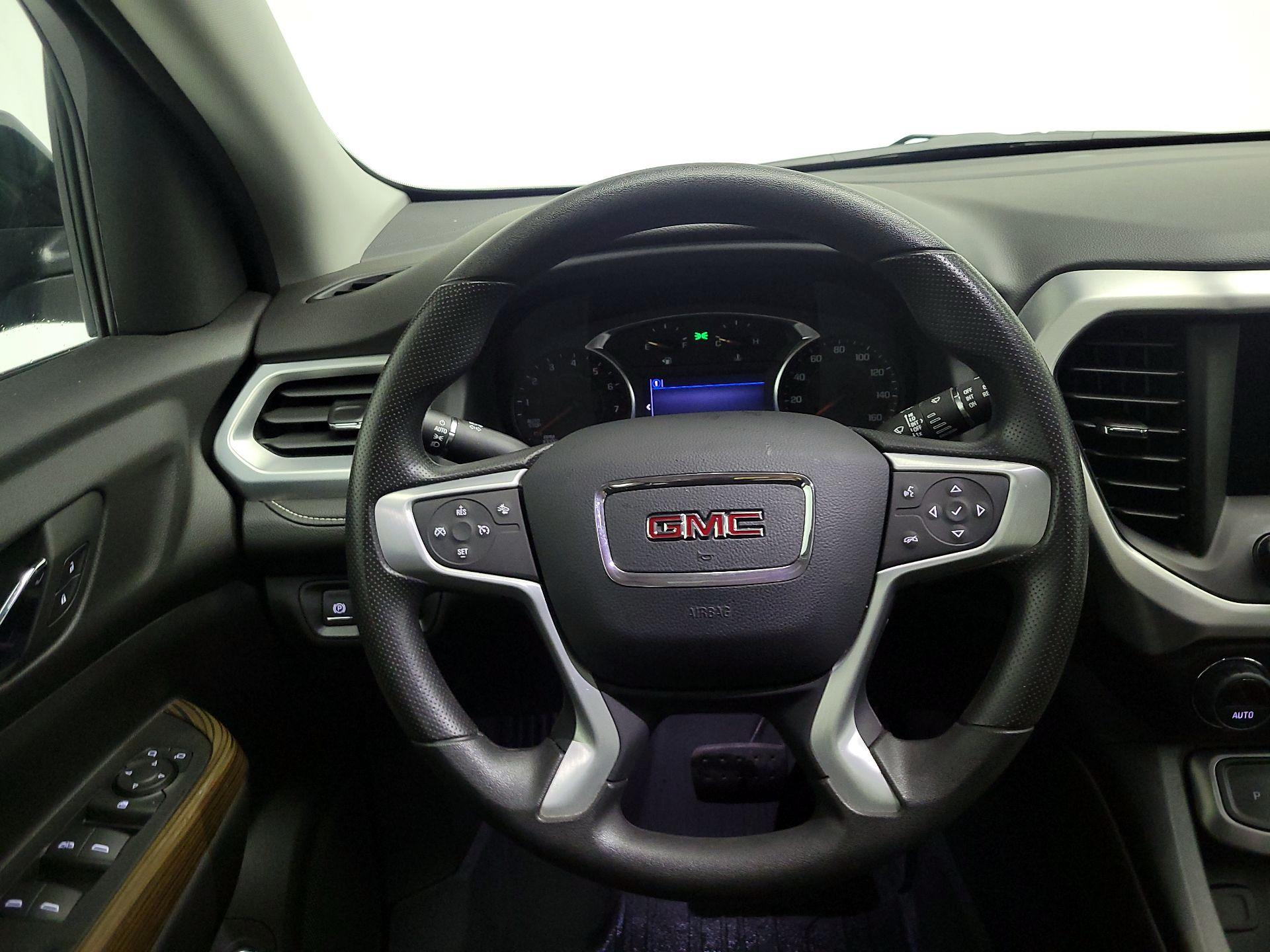 Thumbnail: 2023 GMC Acadia - 10