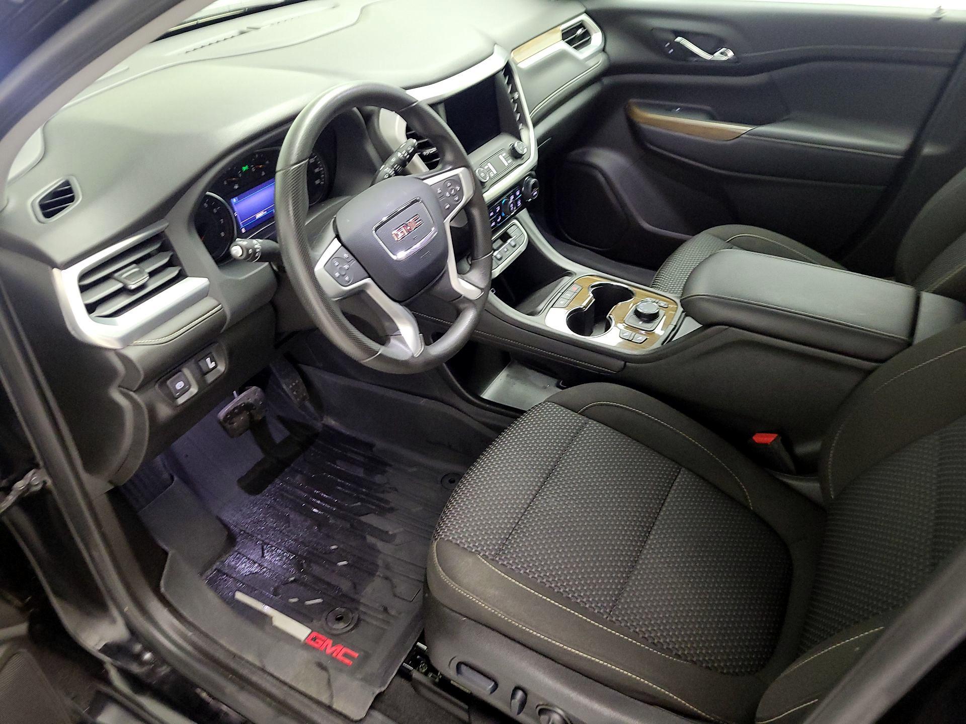 Thumbnail: 2023 GMC Acadia - 11