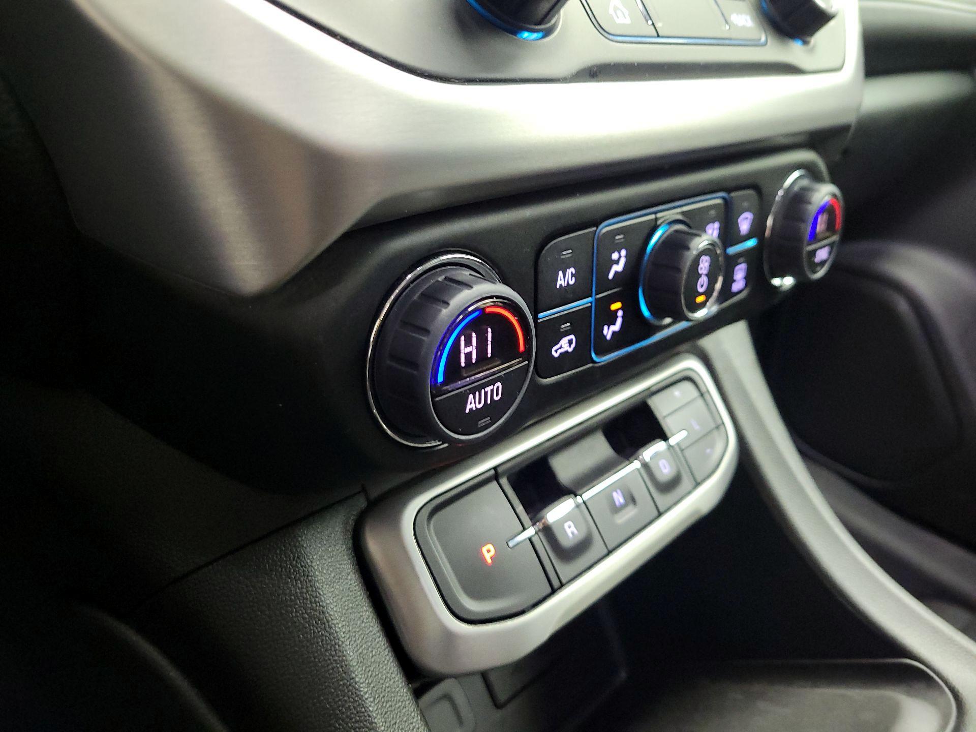 Thumbnail: 2023 GMC Acadia - 14