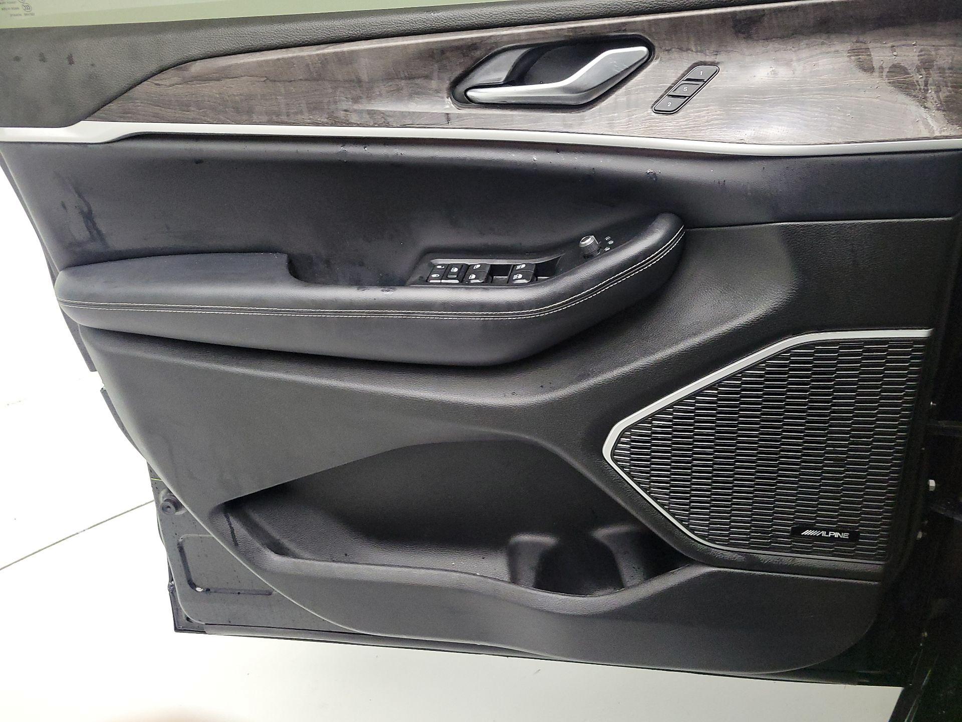 Thumbnail: 2023 Jeep Grand Cherokee - 12