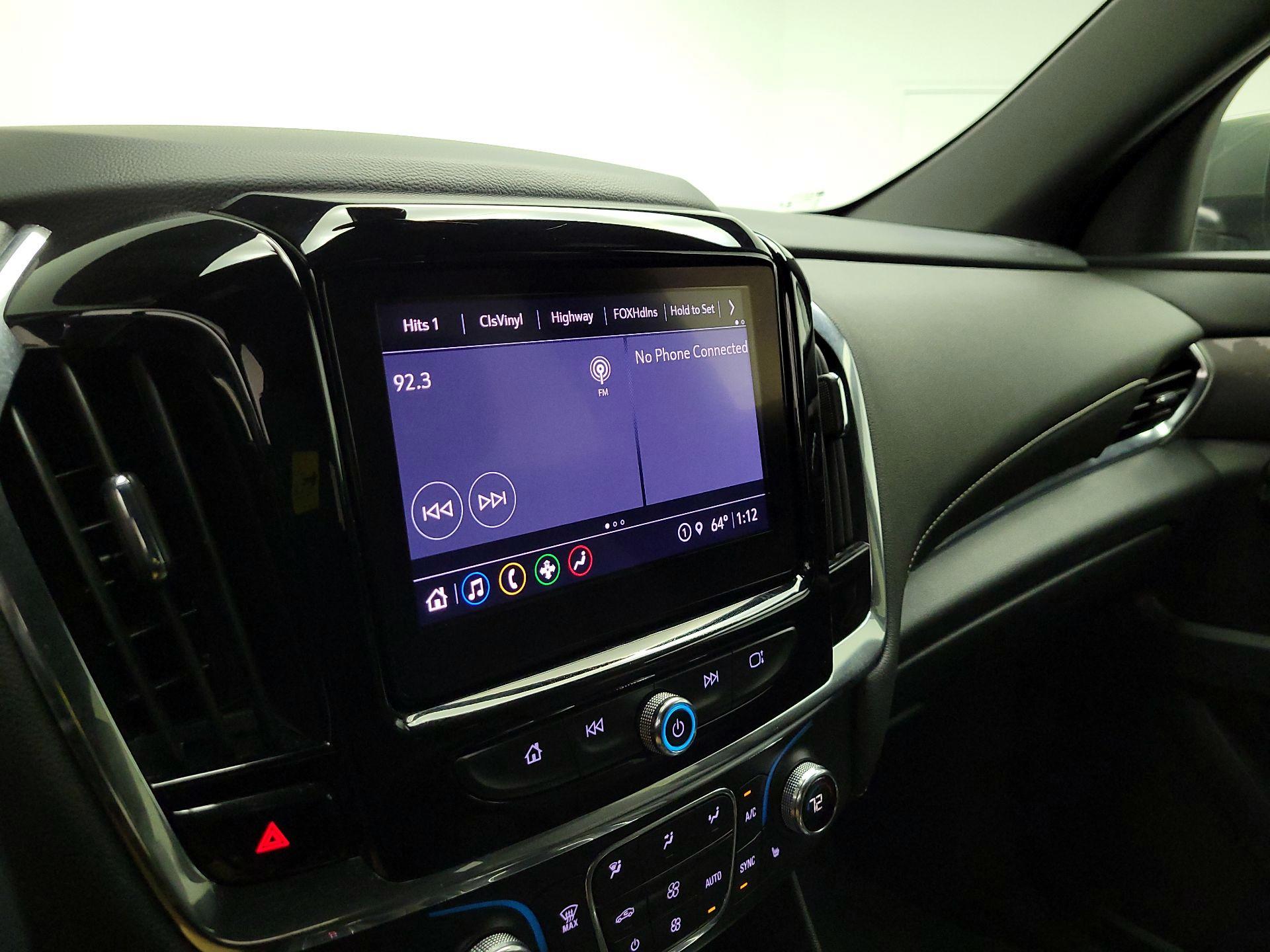 Thumbnail: 2023 Chevrolet Traverse - 14