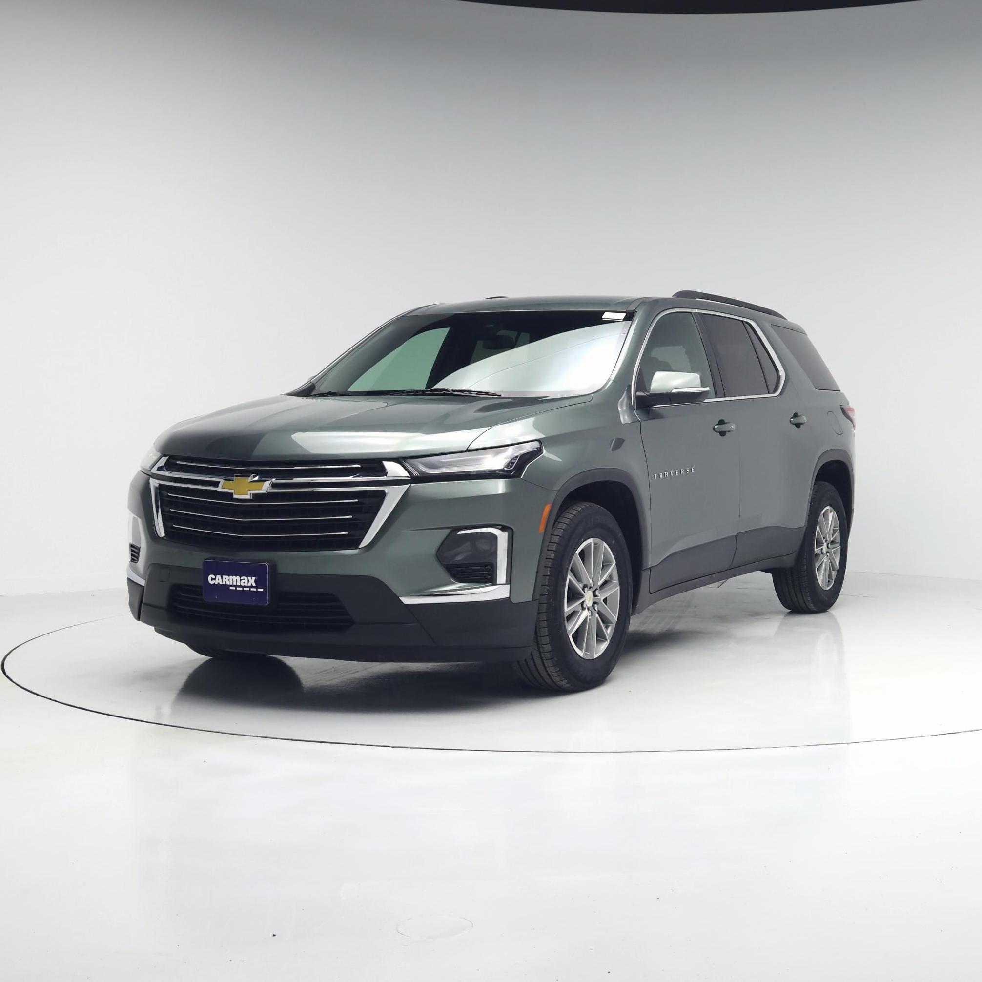 Thumbnail: 2023 Chevrolet Traverse - 4