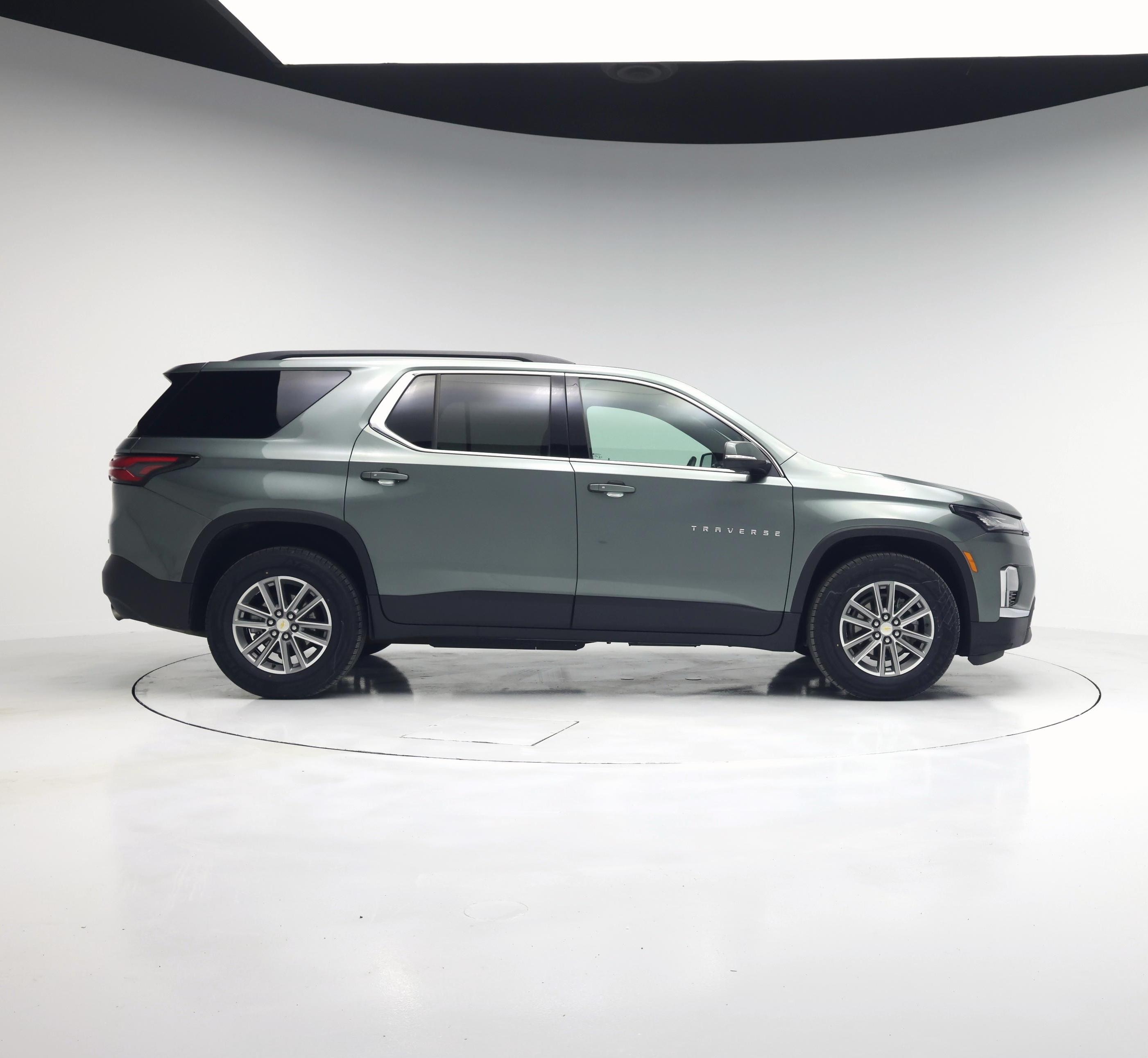 Thumbnail: 2023 Chevrolet Traverse - 7