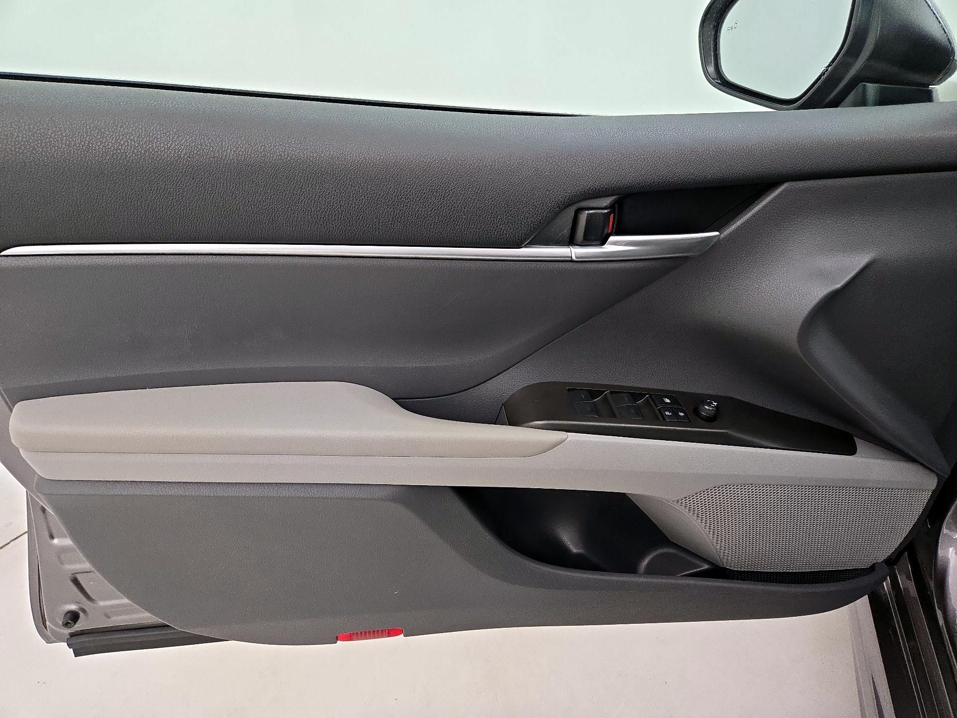 Thumbnail: 2024 Toyota Camry - 12