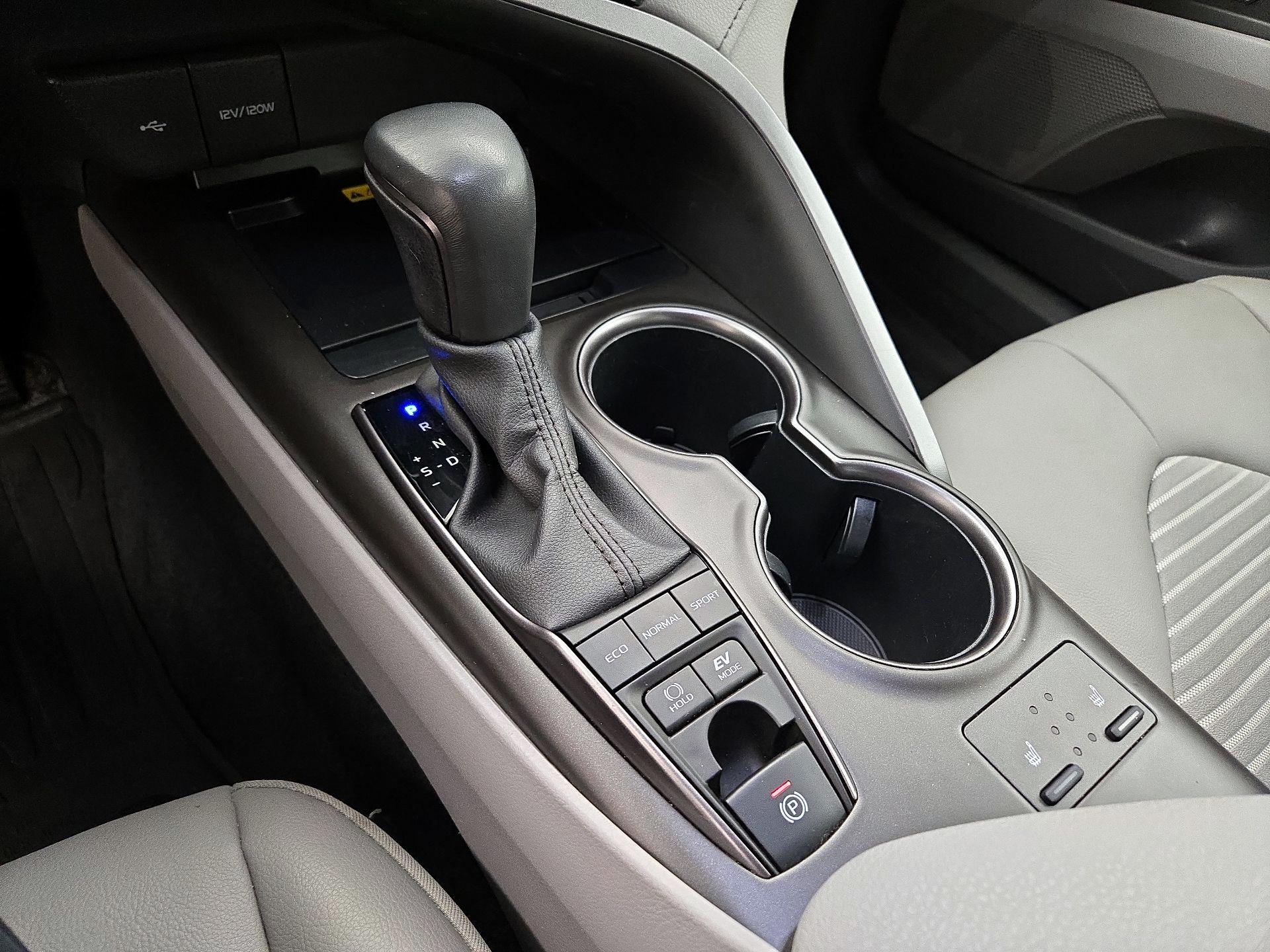 Thumbnail: 2024 Toyota Camry - 17