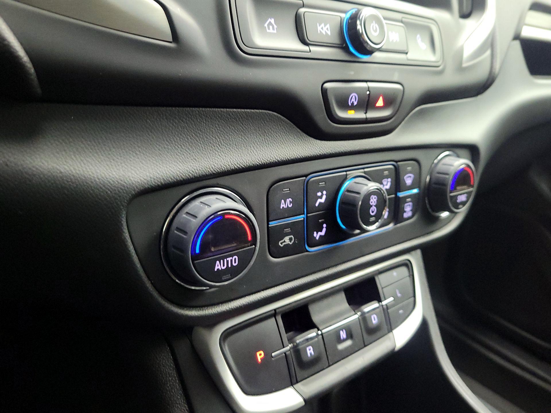 Thumbnail: 2023 GMC Terrain - 14