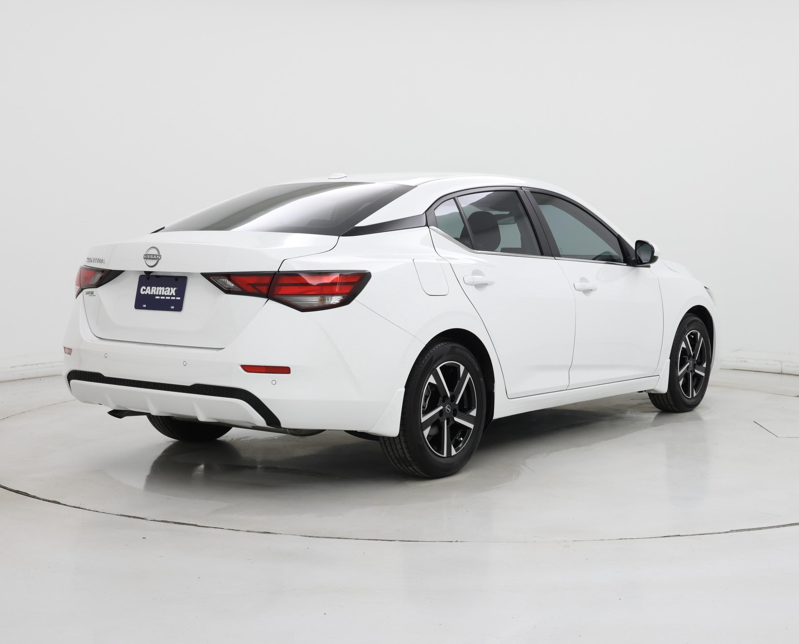 Thumbnail: 2025 Nissan Sentra - 8