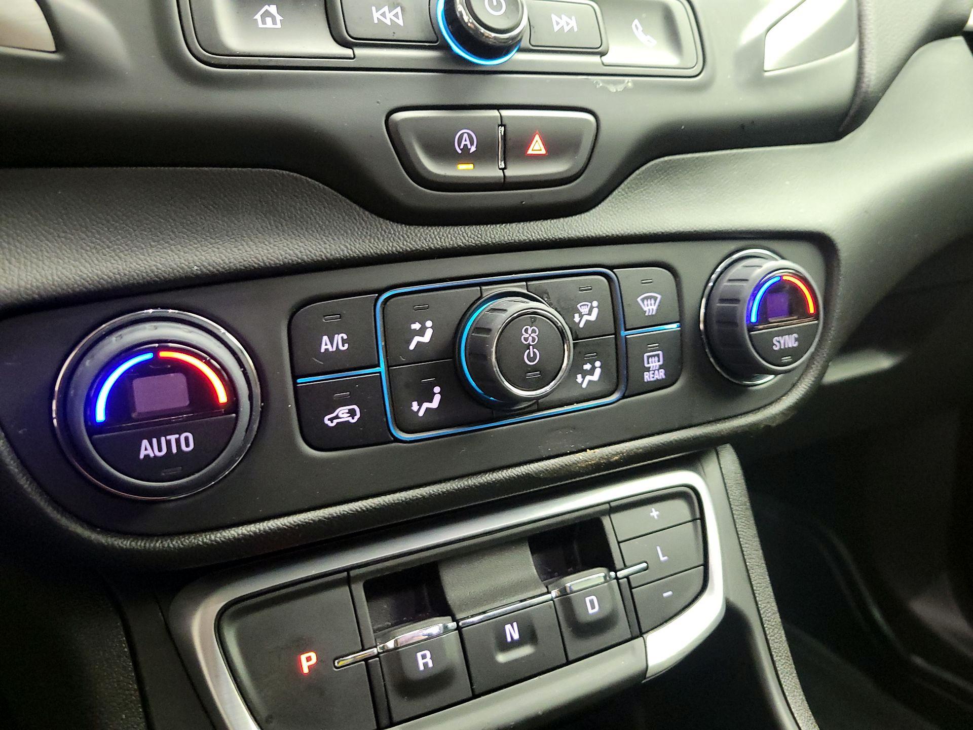 Thumbnail: 2024 GMC Terrain - 14