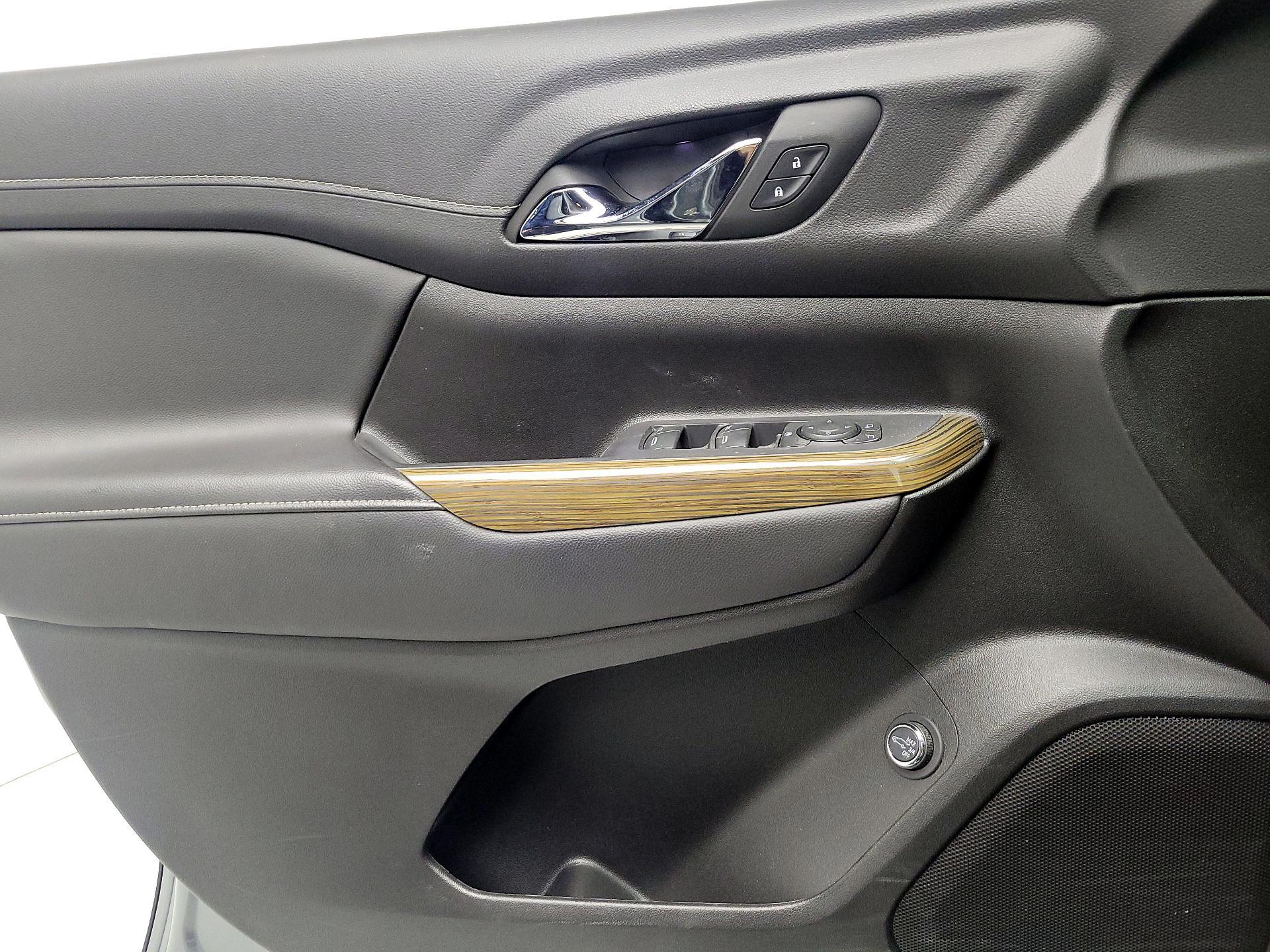 Thumbnail: 2023 GMC Acadia - 12