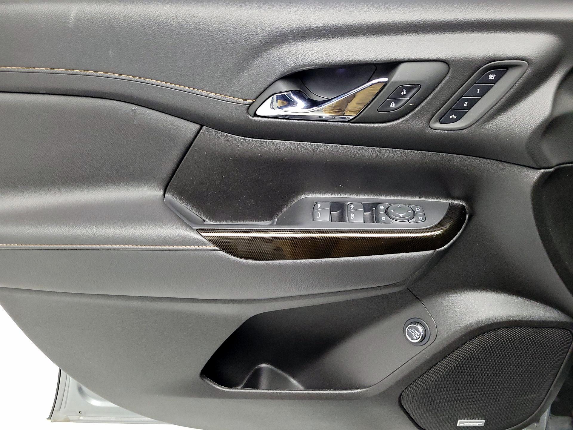 Thumbnail: 2023 GMC Acadia - 12