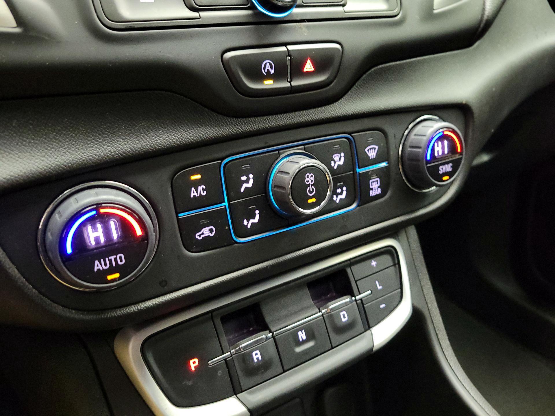 Thumbnail: 2024 GMC Terrain - 15