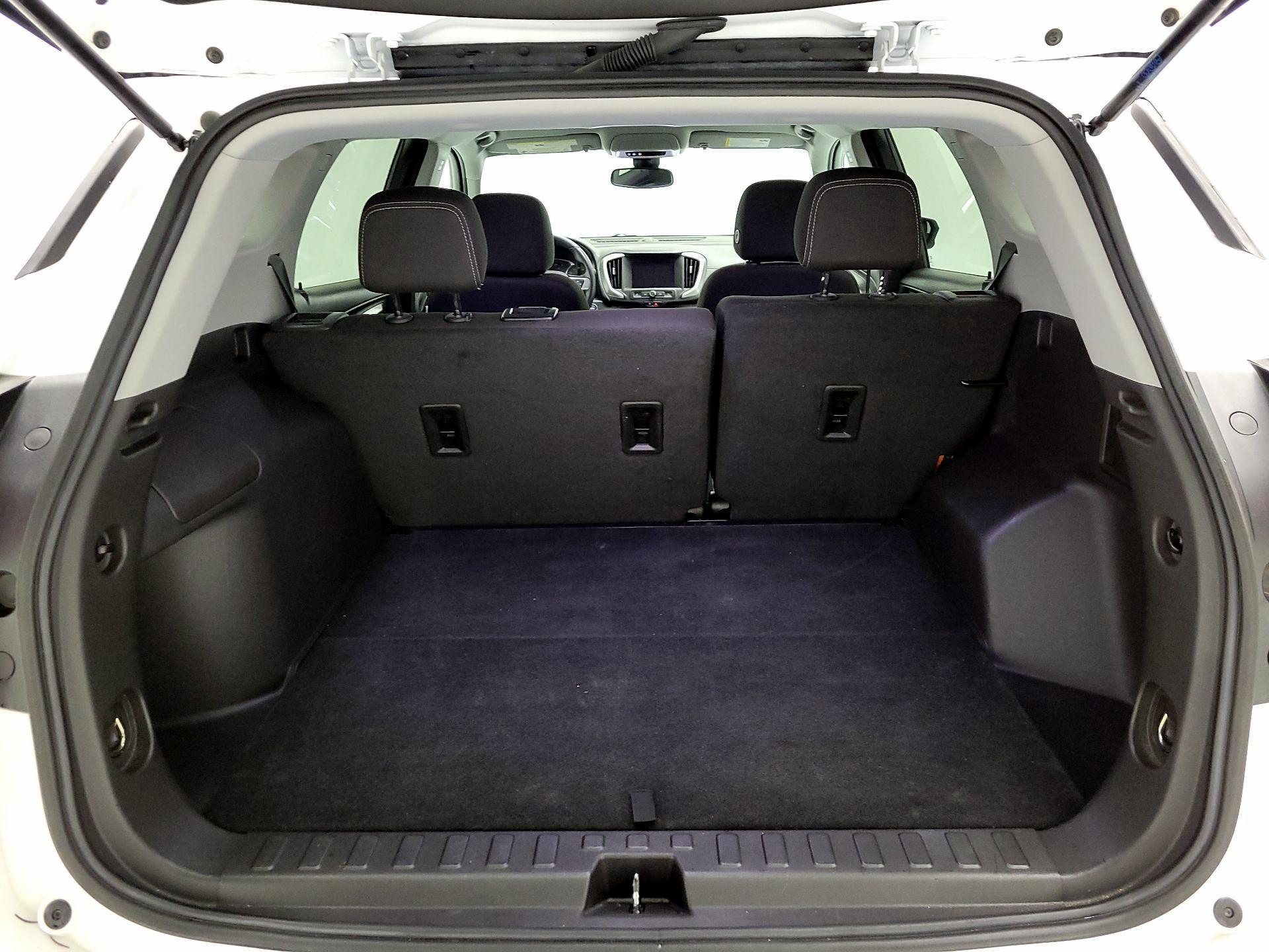 Thumbnail: 2024 GMC Terrain - 19