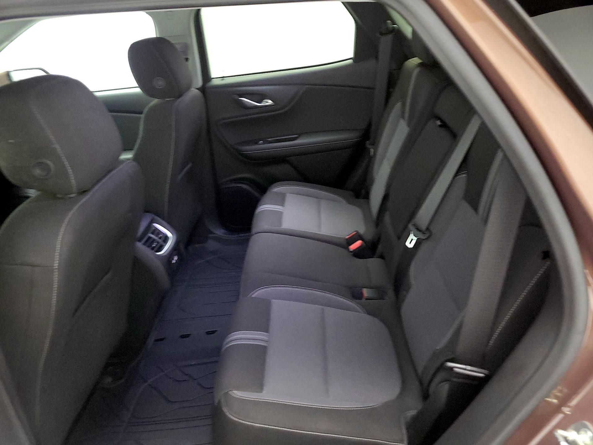 Thumbnail: 2023 Chevrolet Blazer - 19