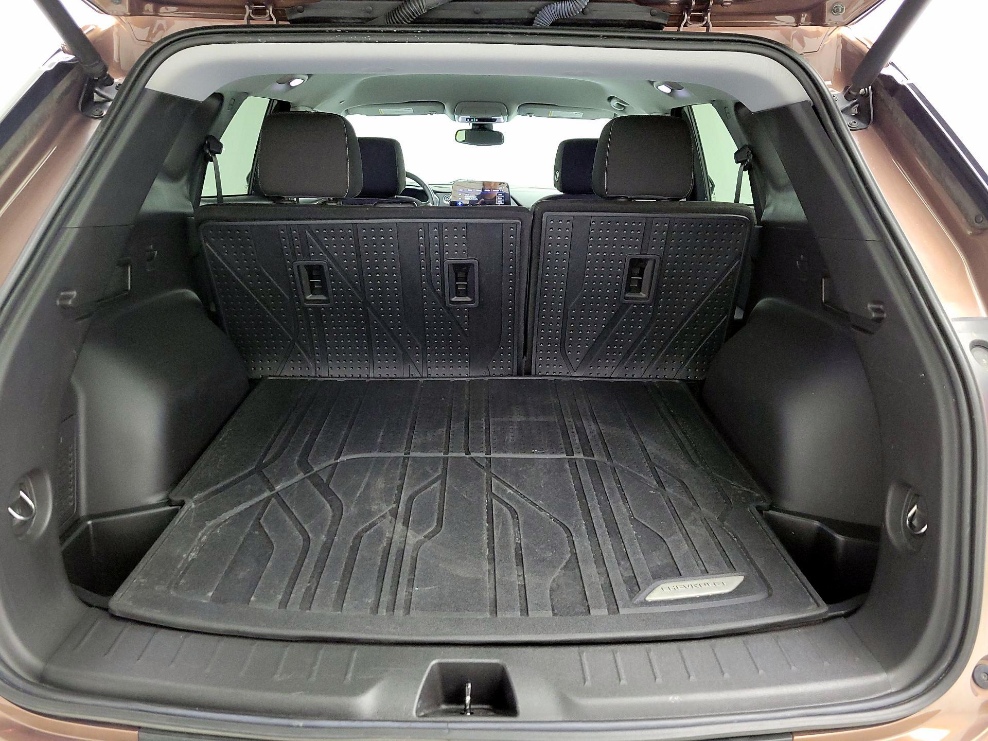 Thumbnail: 2023 Chevrolet Blazer - 20