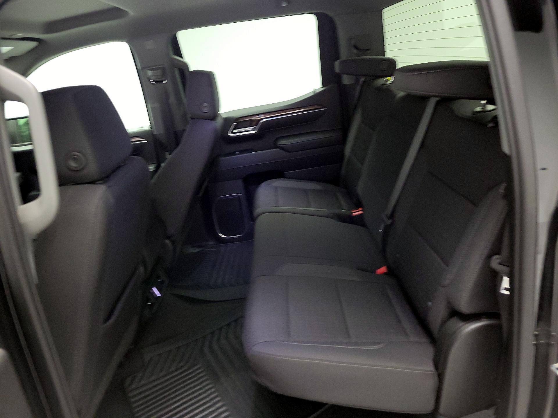 Thumbnail: 2023 Chevrolet Silverado 1500 - 19