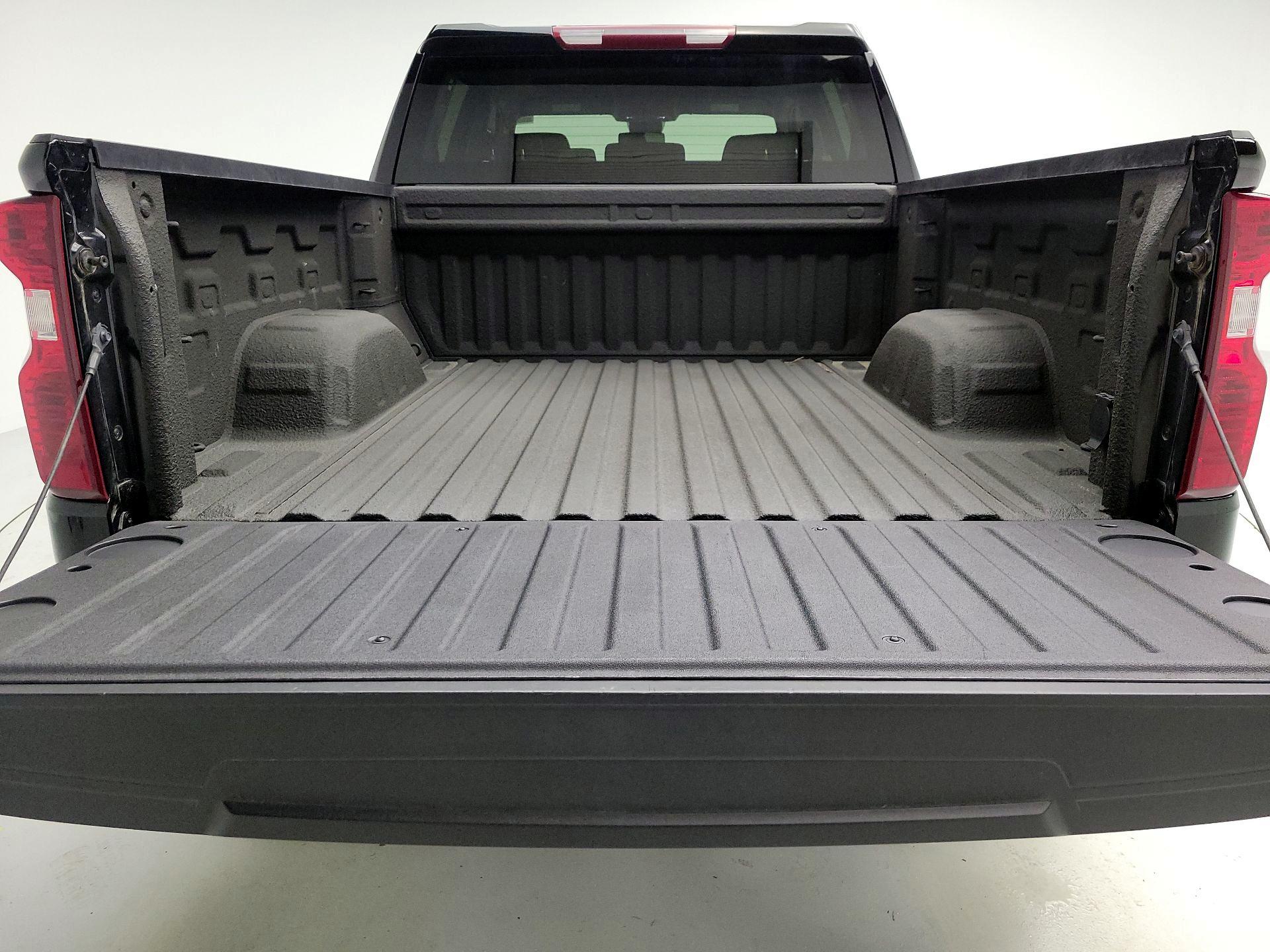 Thumbnail: 2023 Chevrolet Silverado 1500 - 20