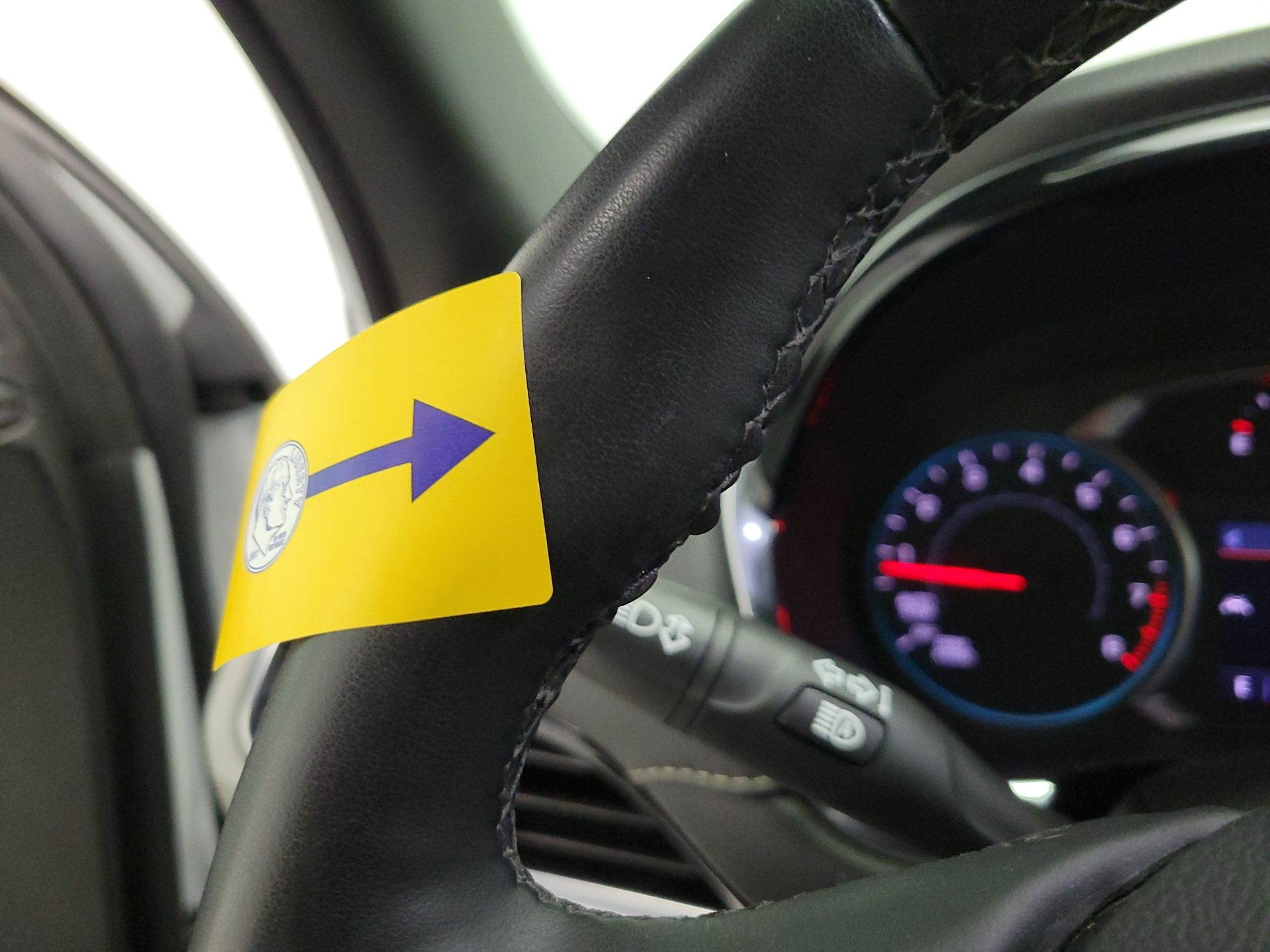 Thumbnail: 2023 Chevrolet Traverse - 19