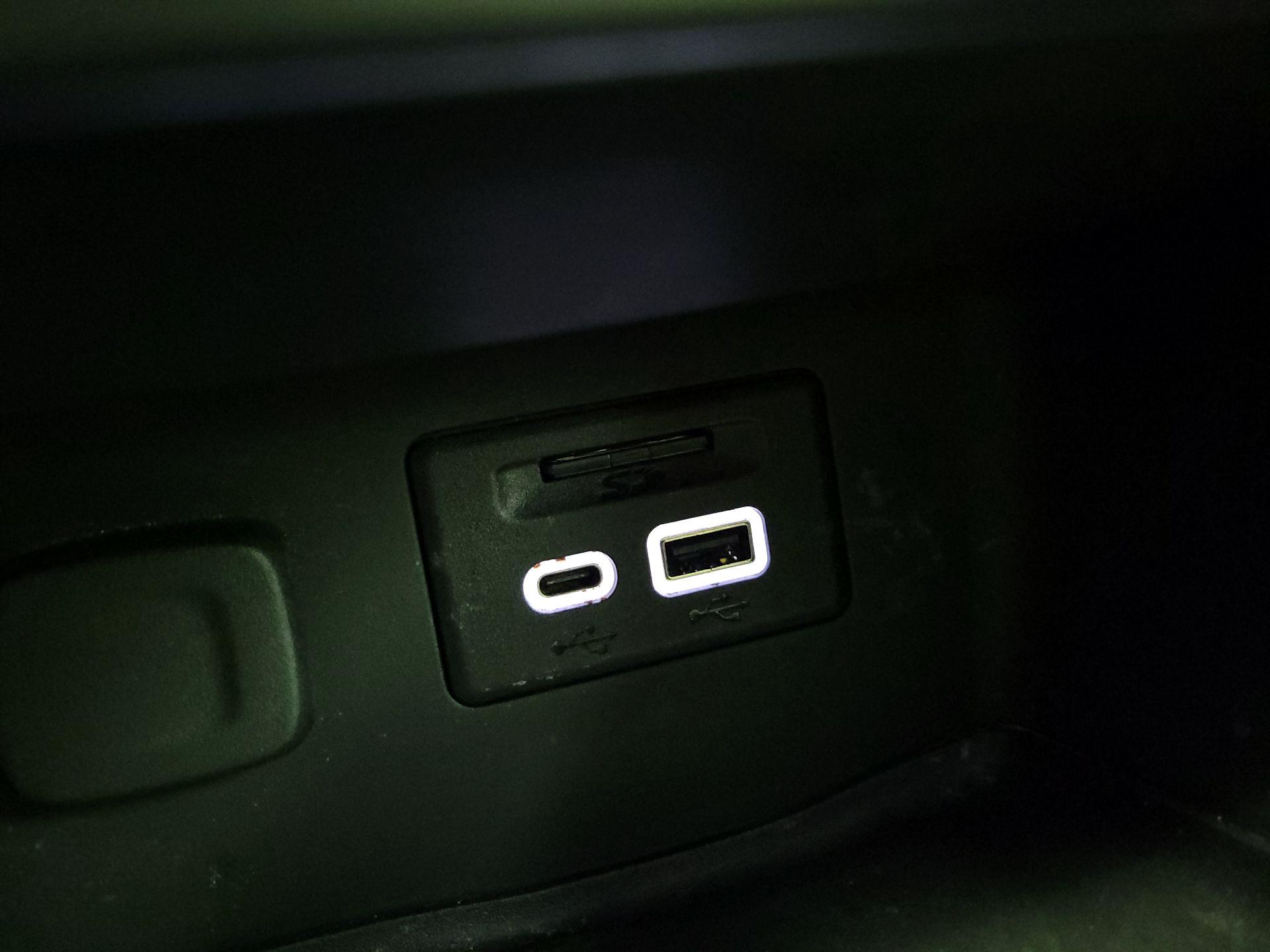 Thumbnail: 2023 GMC Acadia - 18