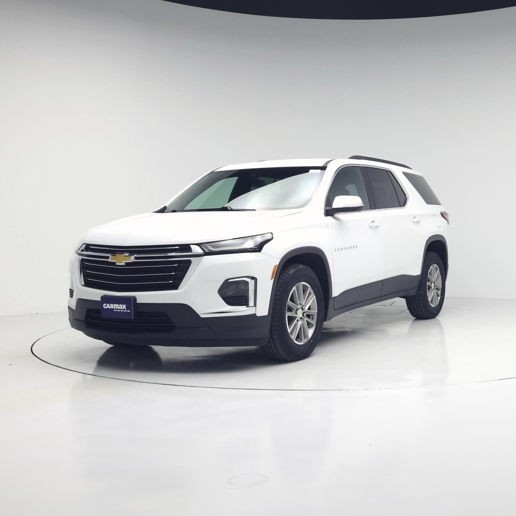 Thumbnail: 2023 Chevrolet Traverse - 4