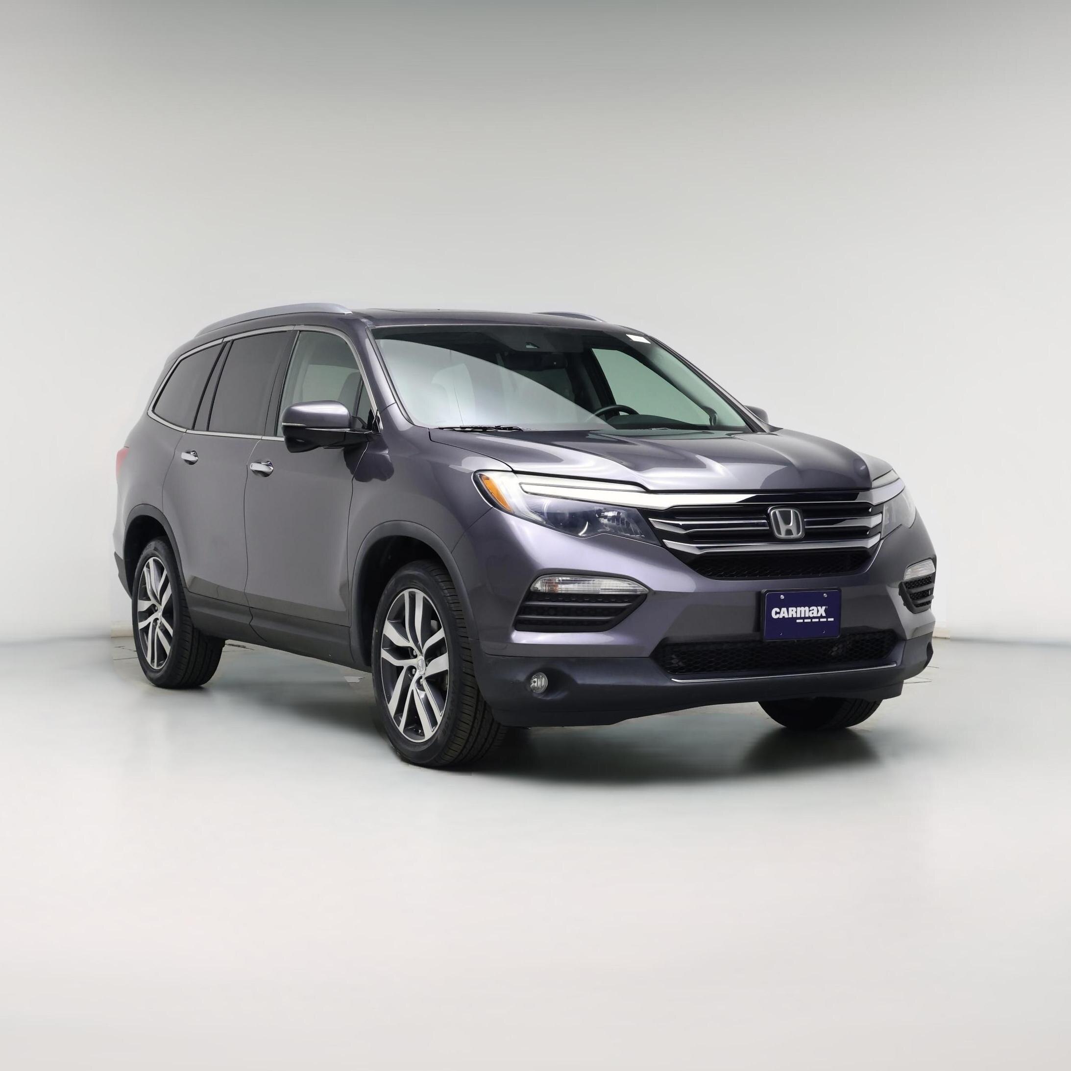 Thumbnail: 2017 Honda Pilot - 1