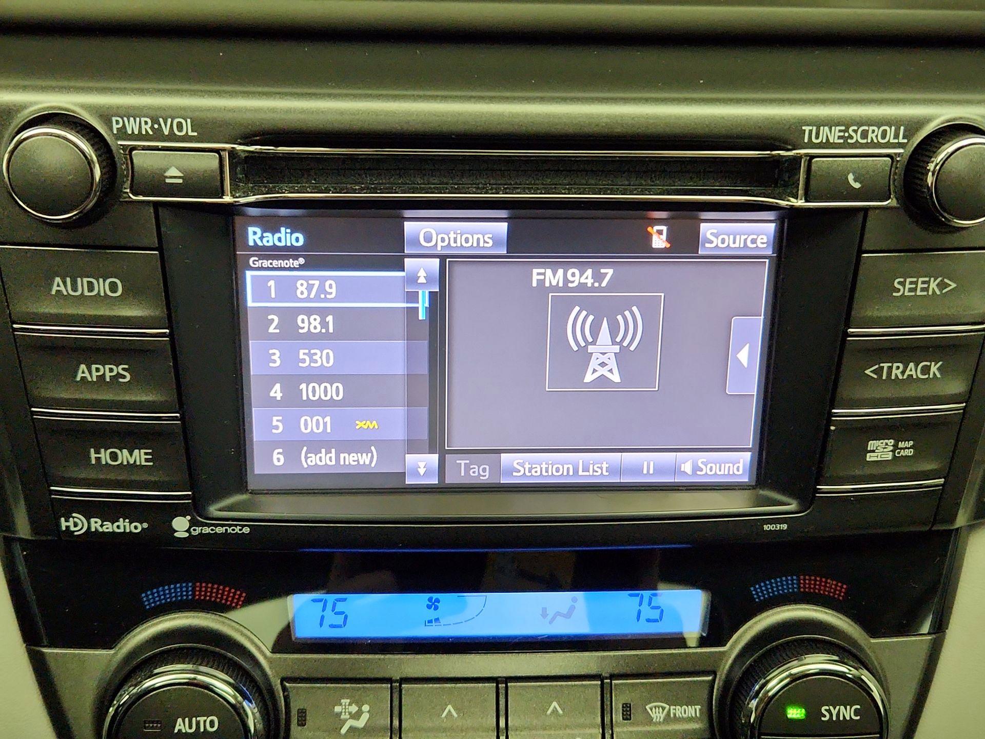 Thumbnail: 2014 Toyota RAV4 - 16