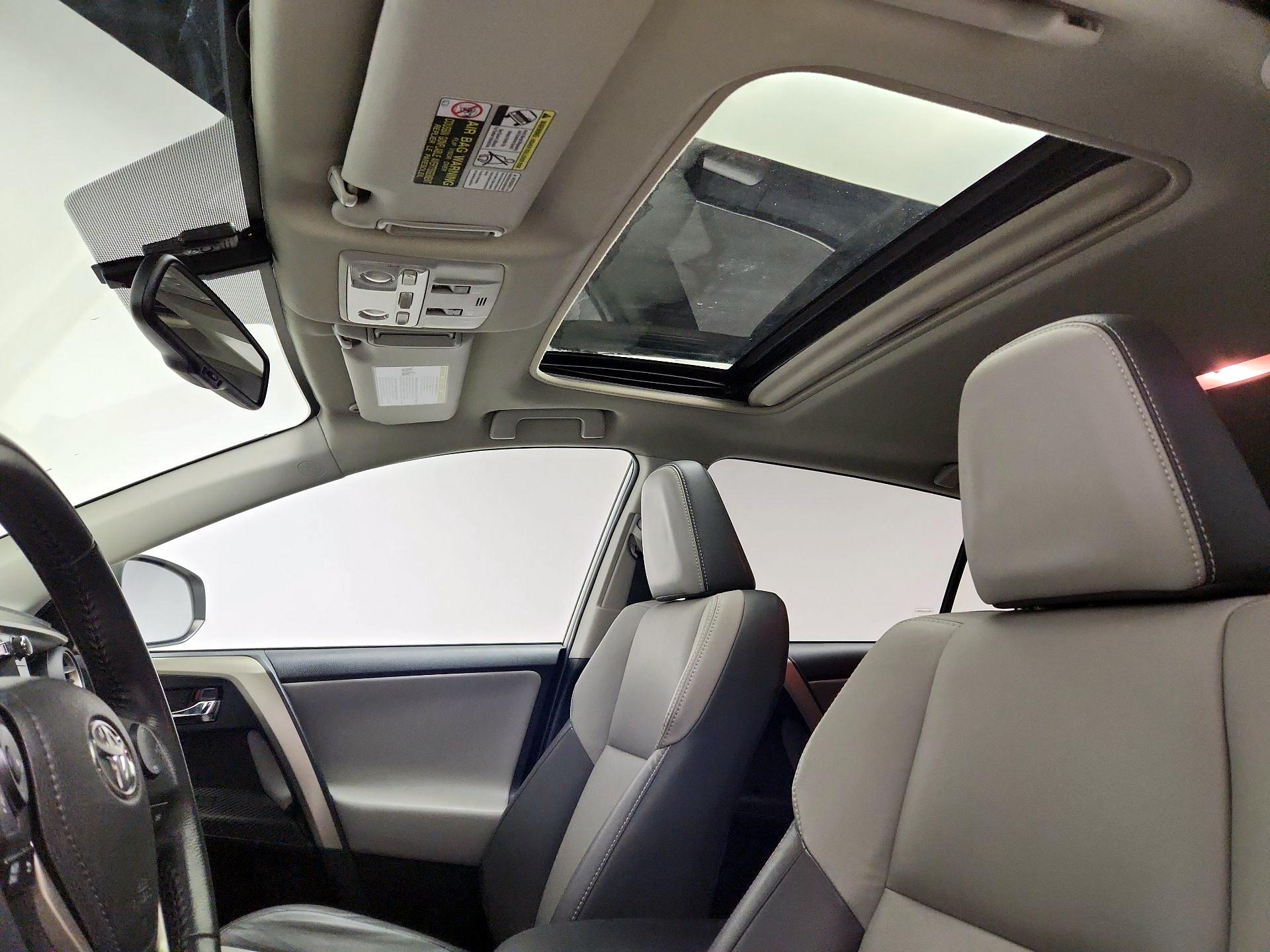 Thumbnail: 2014 Toyota RAV4 - 20