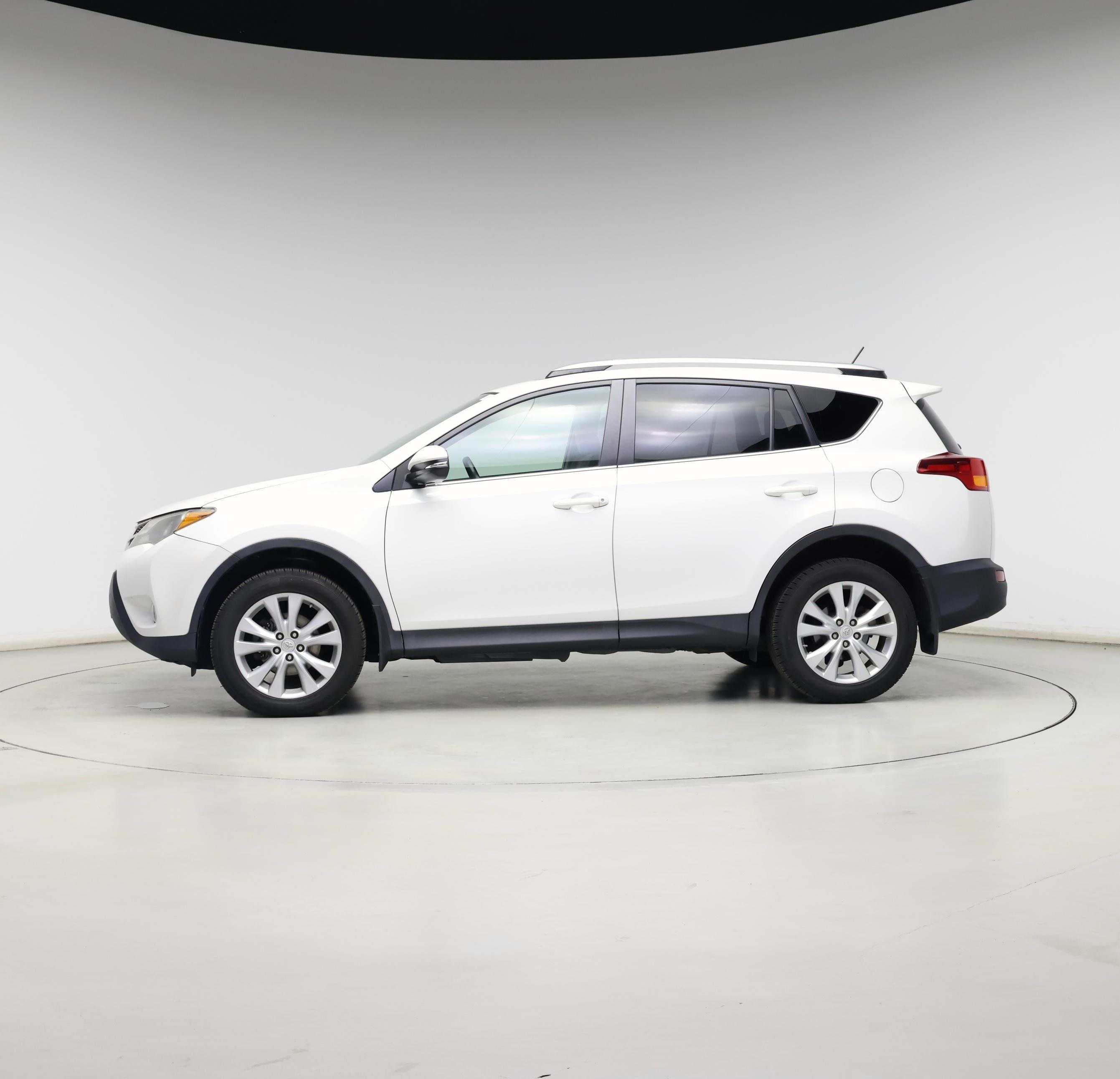 Thumbnail: 2014 Toyota RAV4 - 3