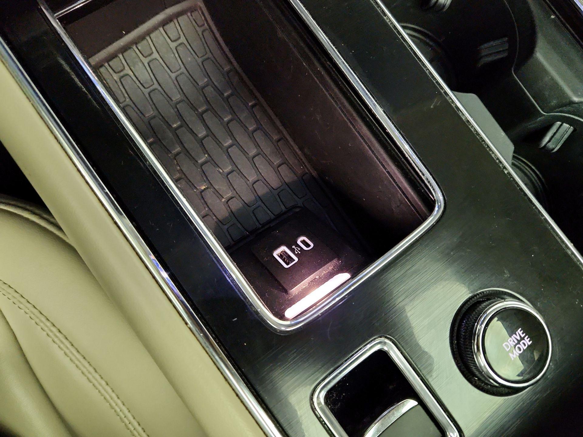 Thumbnail: 2023 Lincoln Aviator - 19