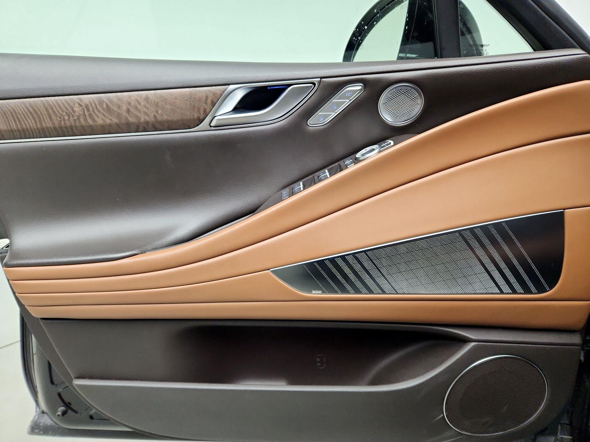 Thumbnail: 2022 Genesis G80 - 12