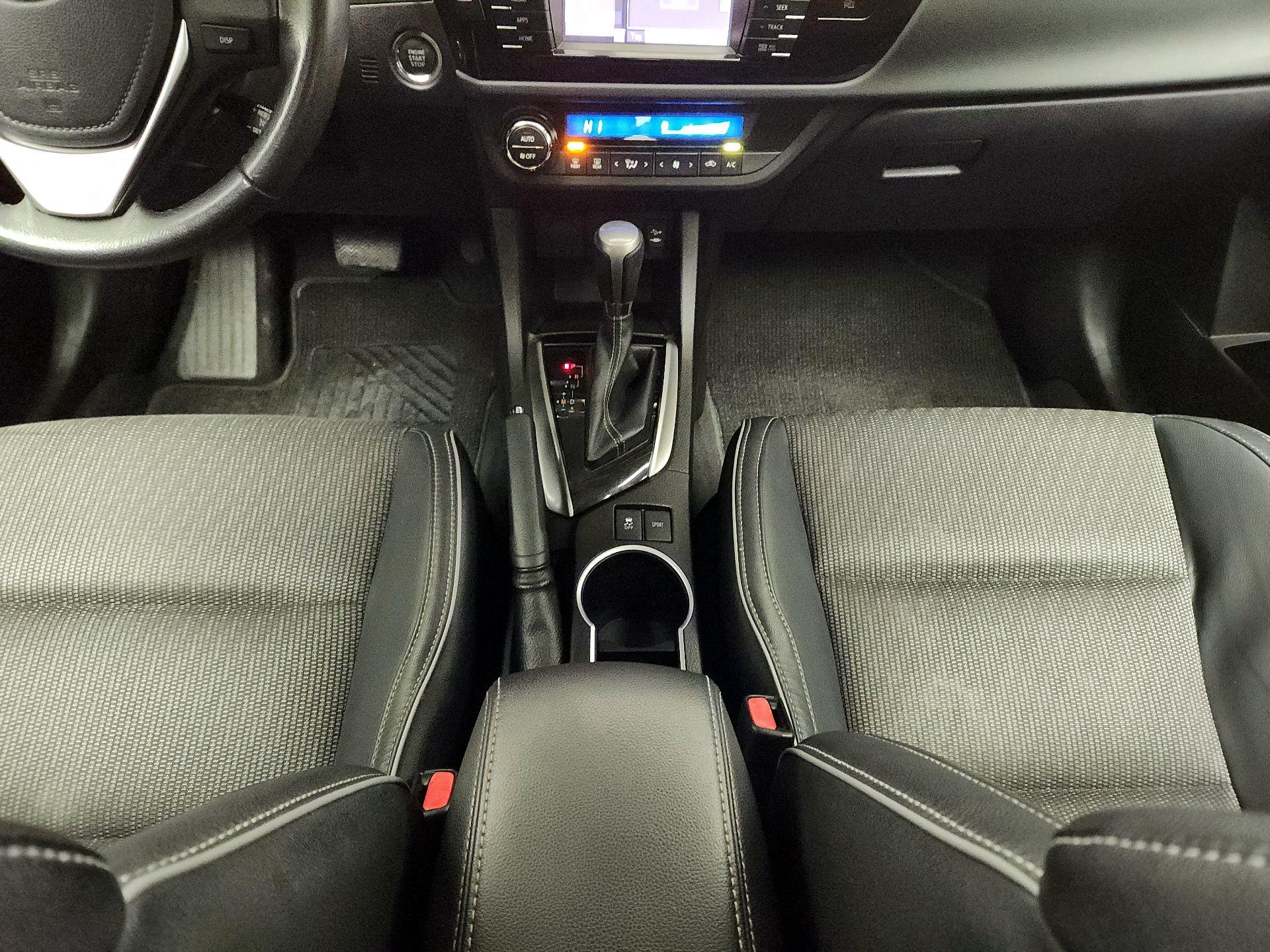 Thumbnail: 2014 Toyota Corolla - 18