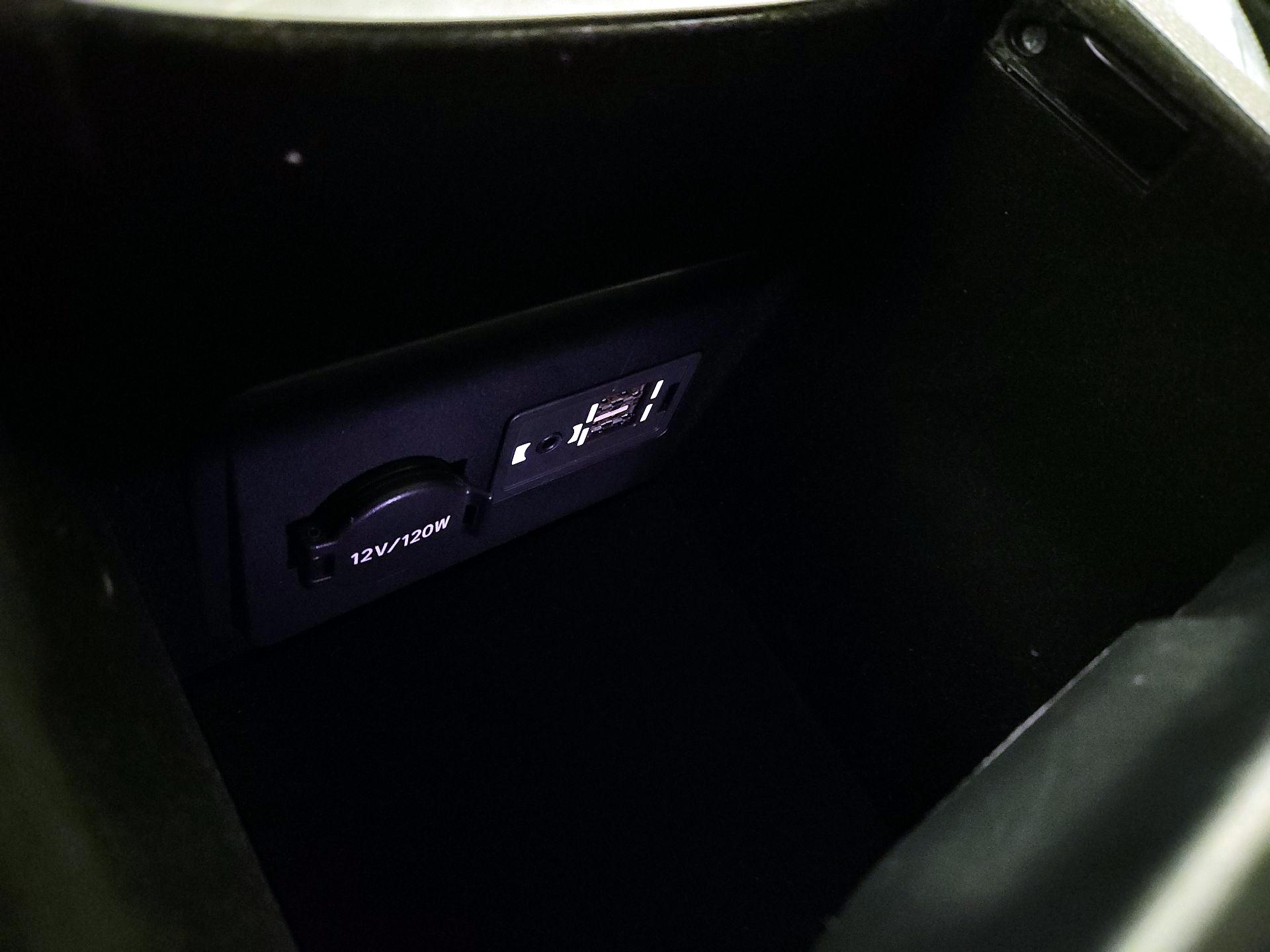 Thumbnail: 2015 Lexus LS - 19