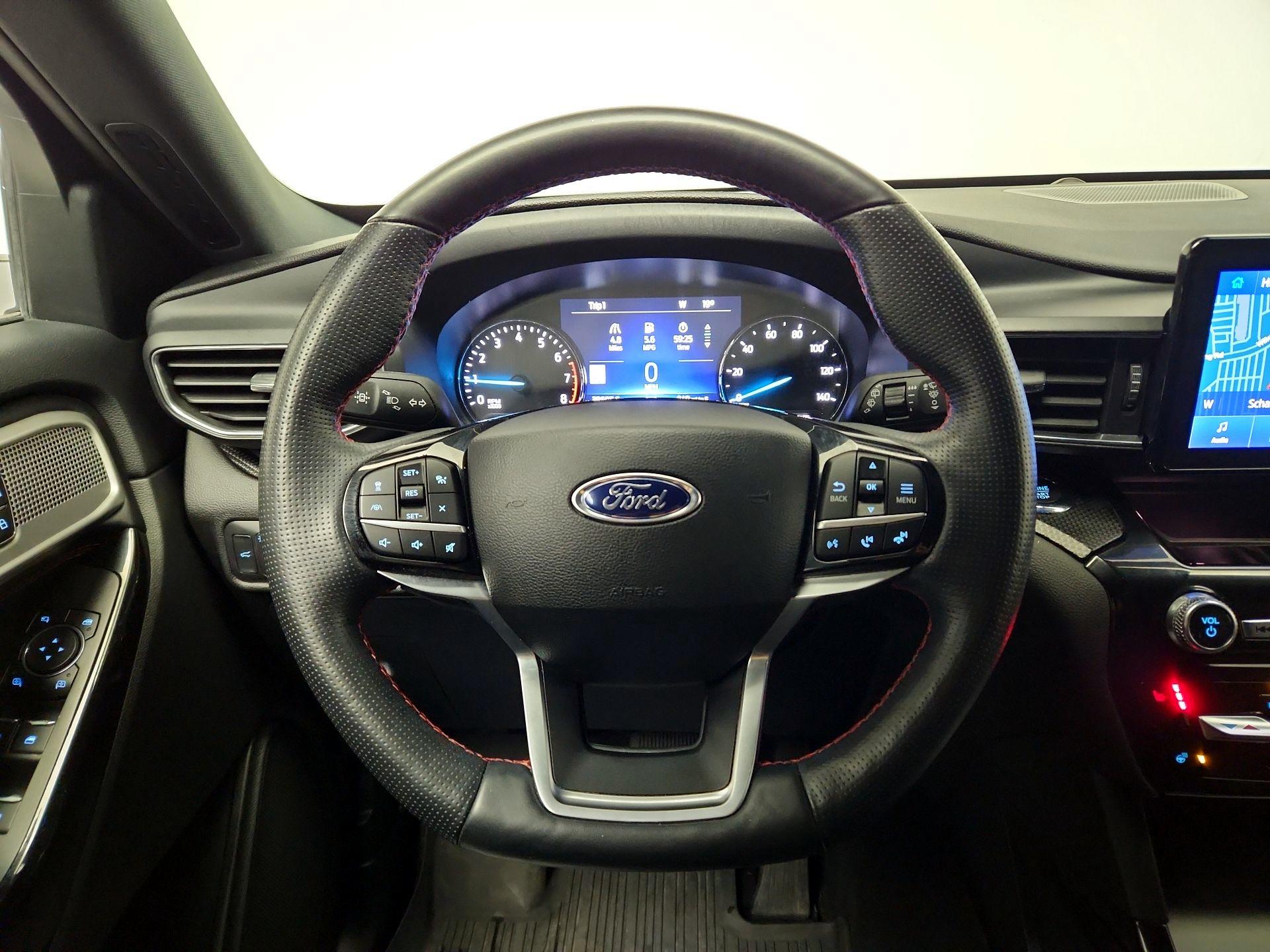 Thumbnail: 2022 Ford Explorer - 10